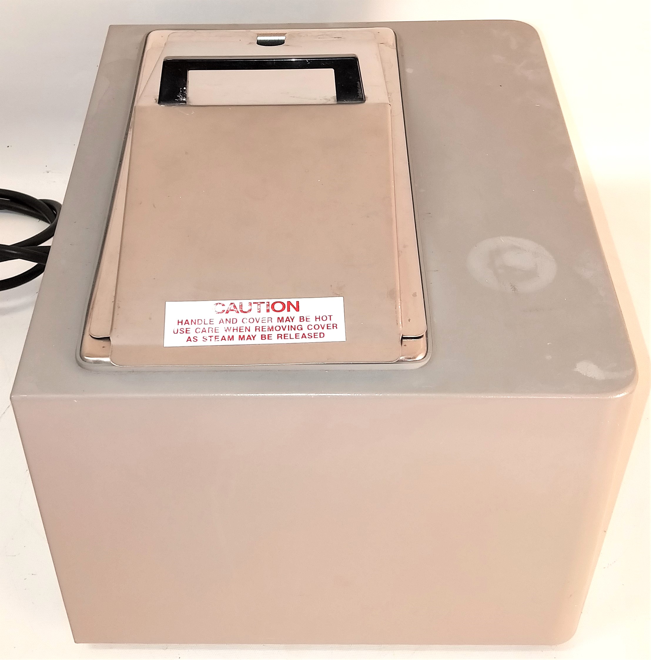 Used VWR (Shel-Lab) 1202 Water Bath (2L)