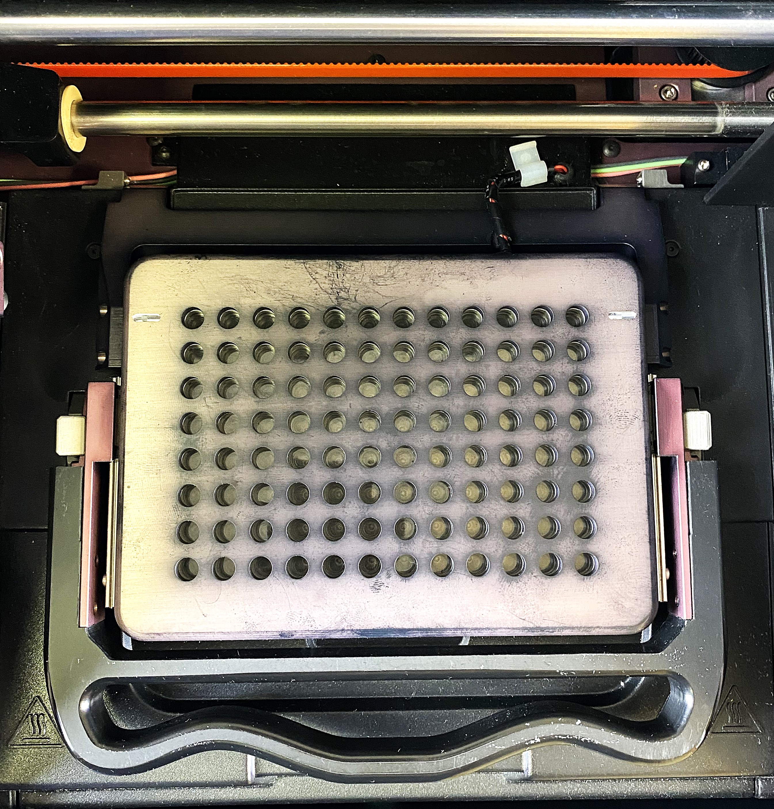 Used Stratagene Mx3005P QPCR System with PC
