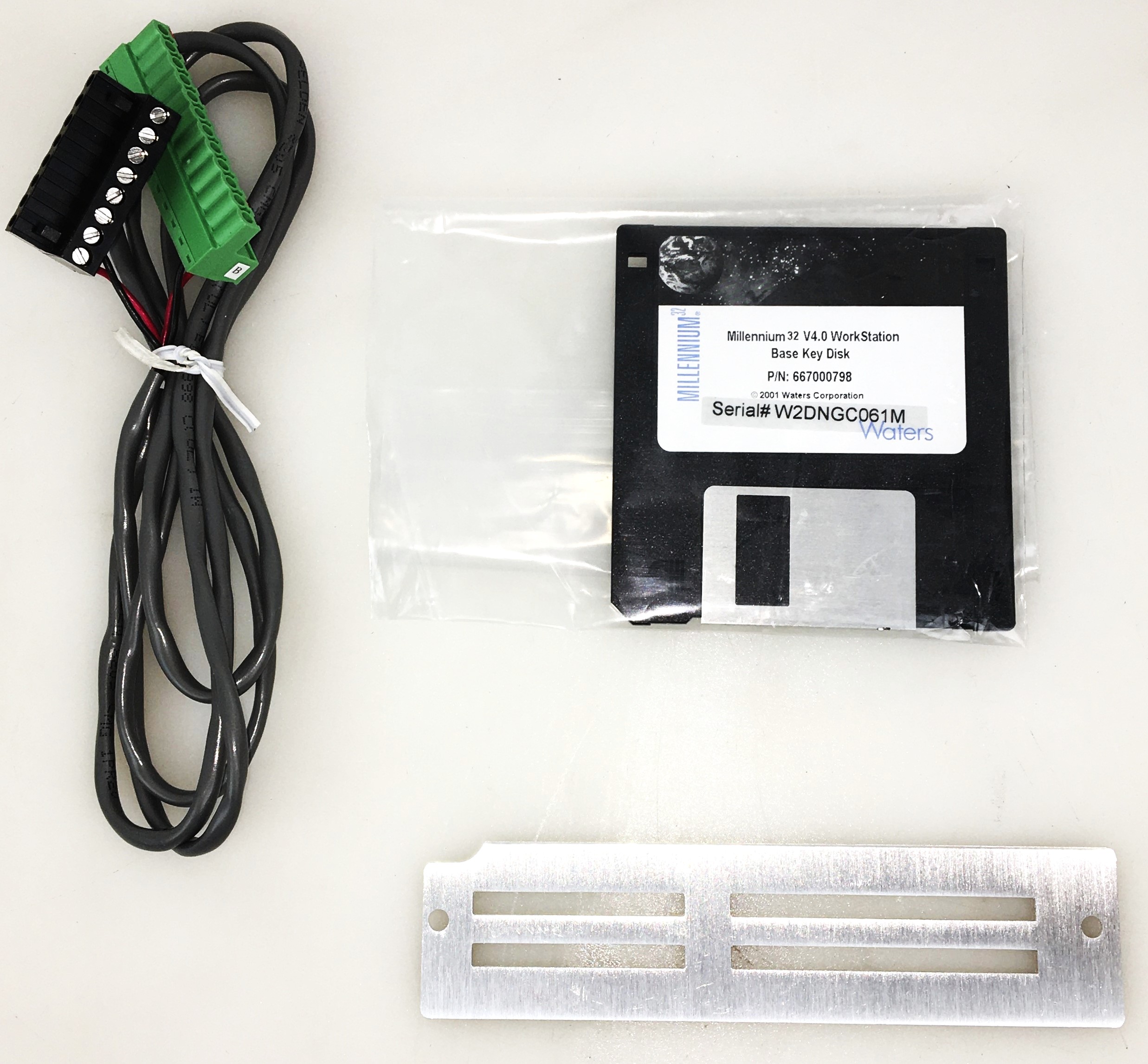 New Open Box Waters Millennium32 (Ver 4.0) Chromatography Software Kit with Key Disk
