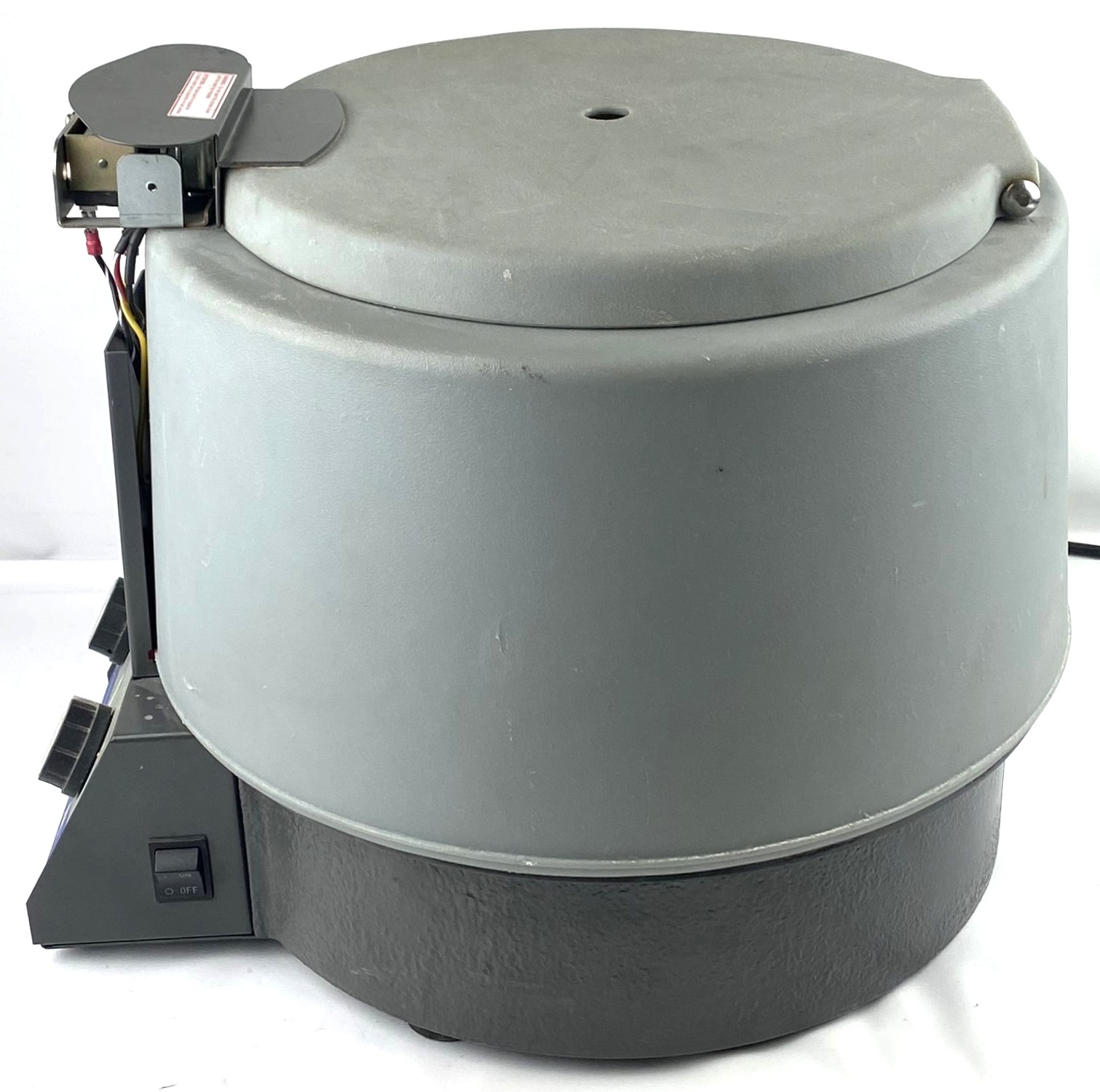 Used Fisher Centrific 225A Centrifuge with IEC 801 Fixed-Angle Rotor (6 x 50mL)