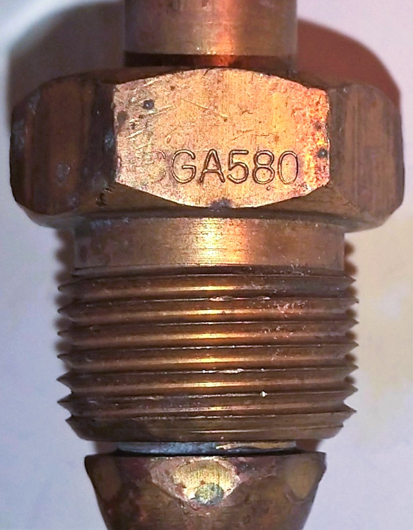 Used Matheson 3536-N/I Brass Gas Regulator (CGA 580)