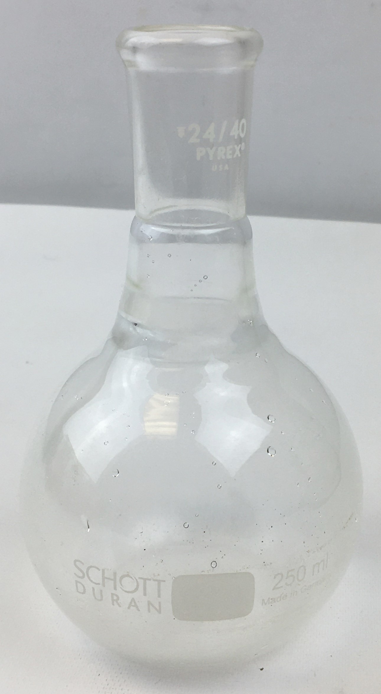 Used Corning PYREX (and Equivalent) 250mL Flat-Bottom Boiling Flask