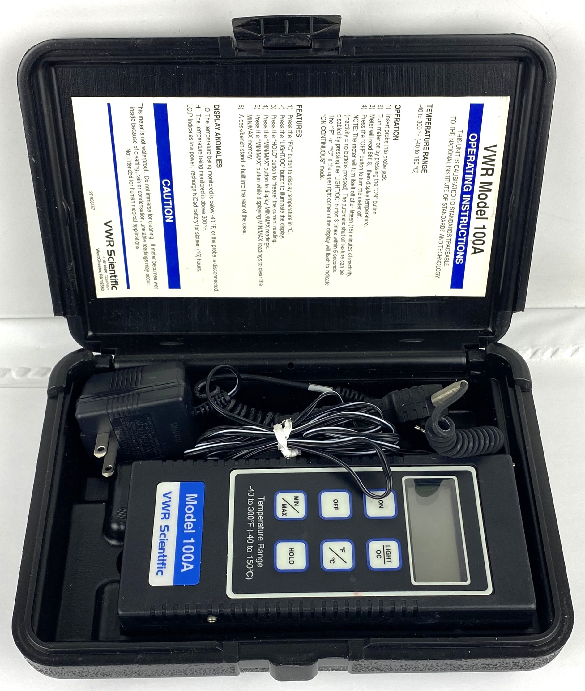 Used VWR 100A (61220-157) Digital Thermometer with Probe and Case