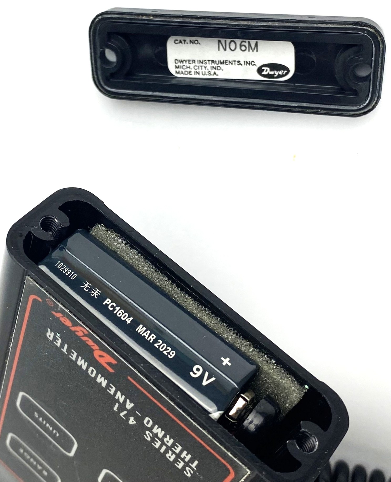 Used Dwyer Series 471 Thermo-Anemometer