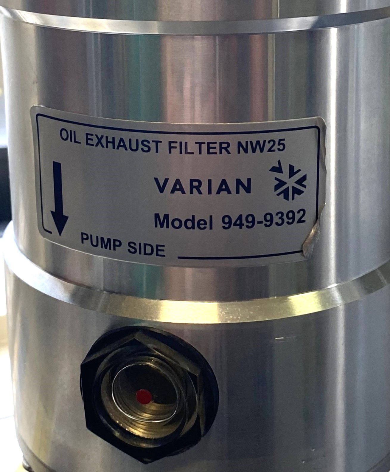 Used Varian (Agilent) DS 602 Rotary Vacuum Pump with Varian Oil Filter (17.6cfm)
