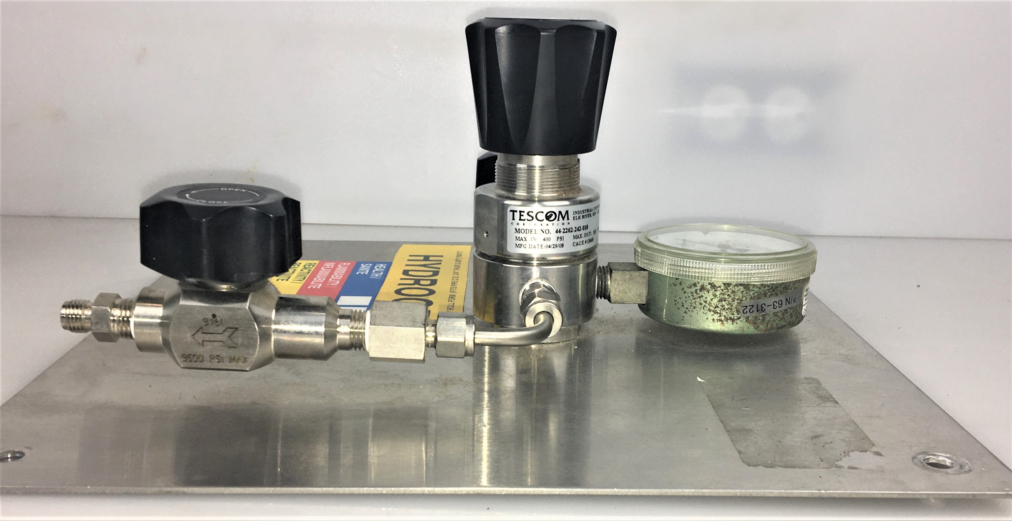 Used Tescom 44-2262-242-010 Pressure-Reducing Regulator Panel