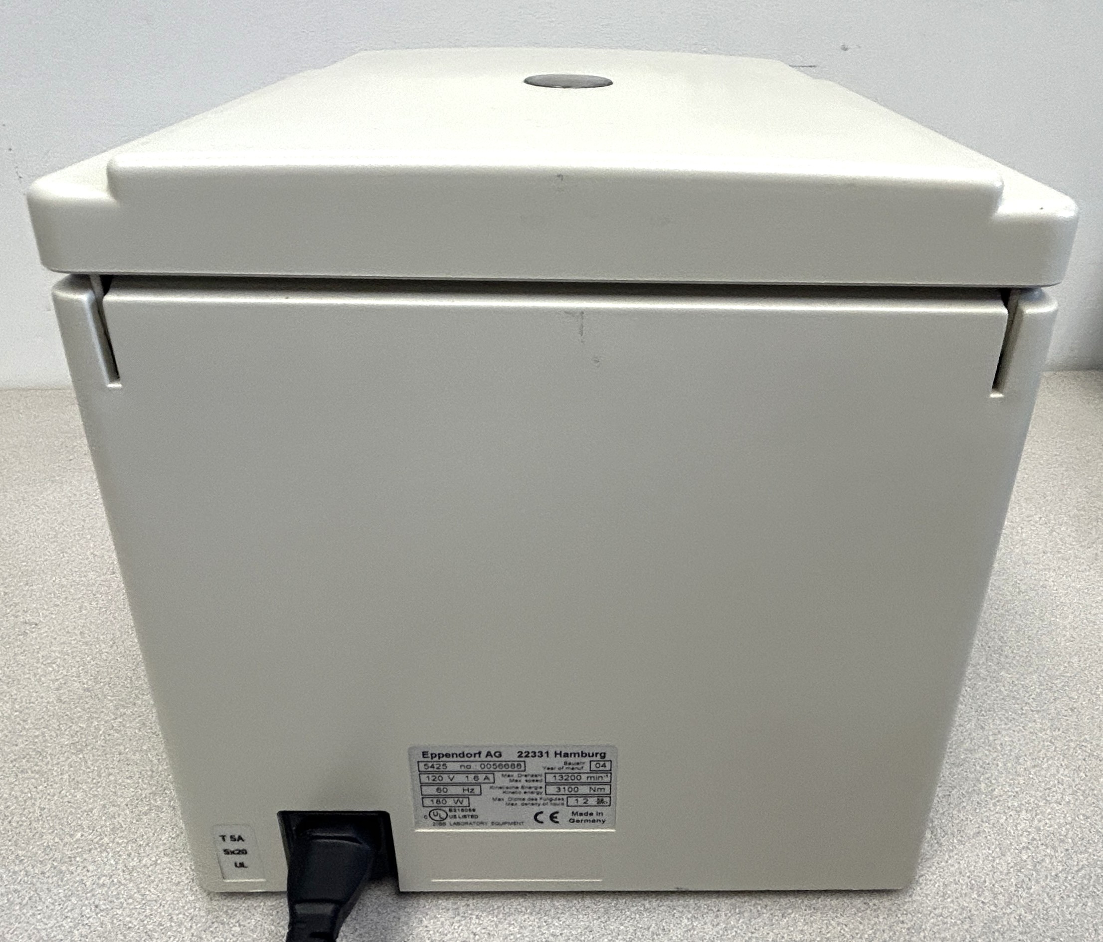 Used Eppendorf 5415D Digital Microcentrifuge (24 x 1.5mL)