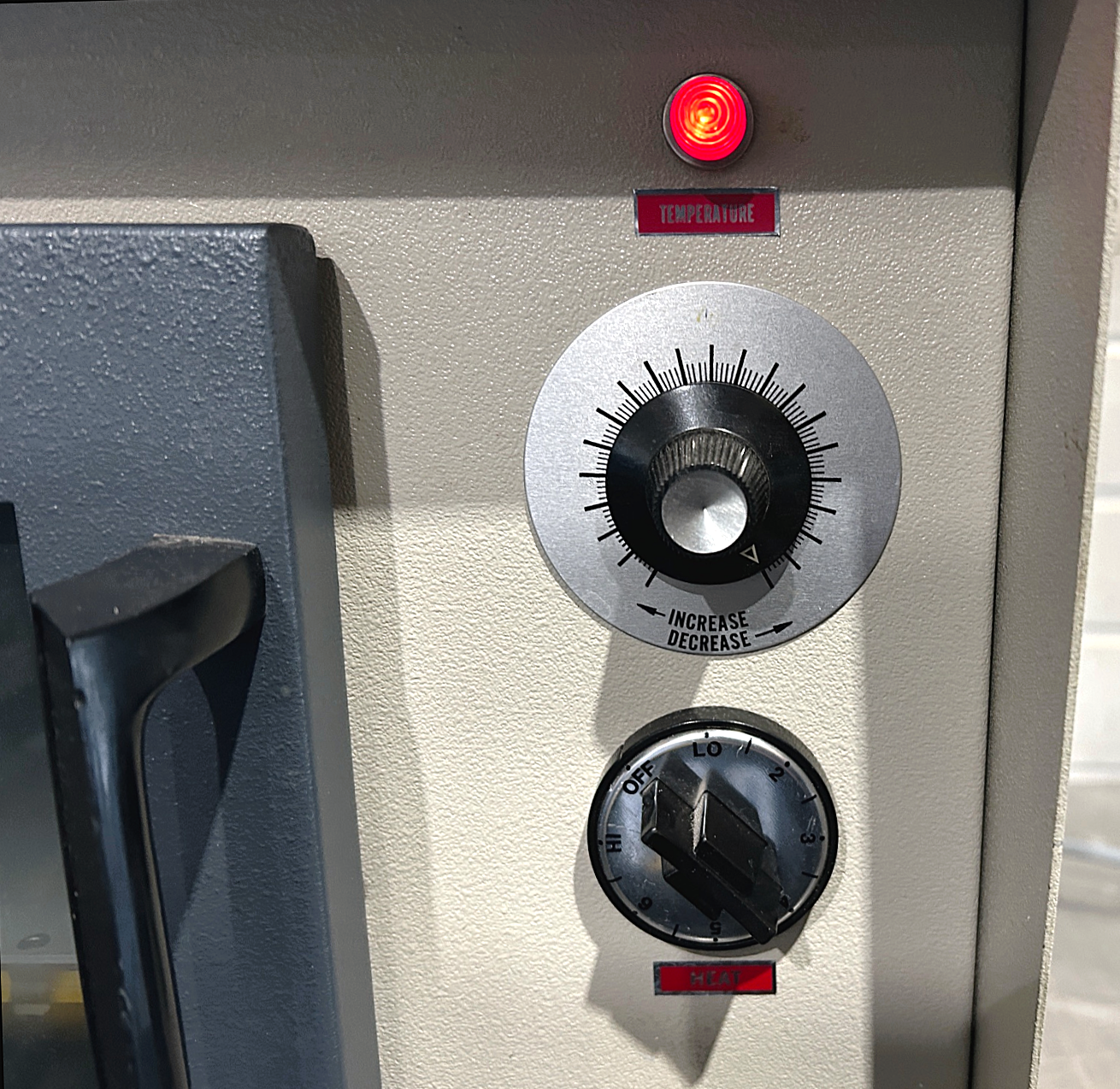 Used Hoke Vacuum Oven (0.45 Cu-Ft)