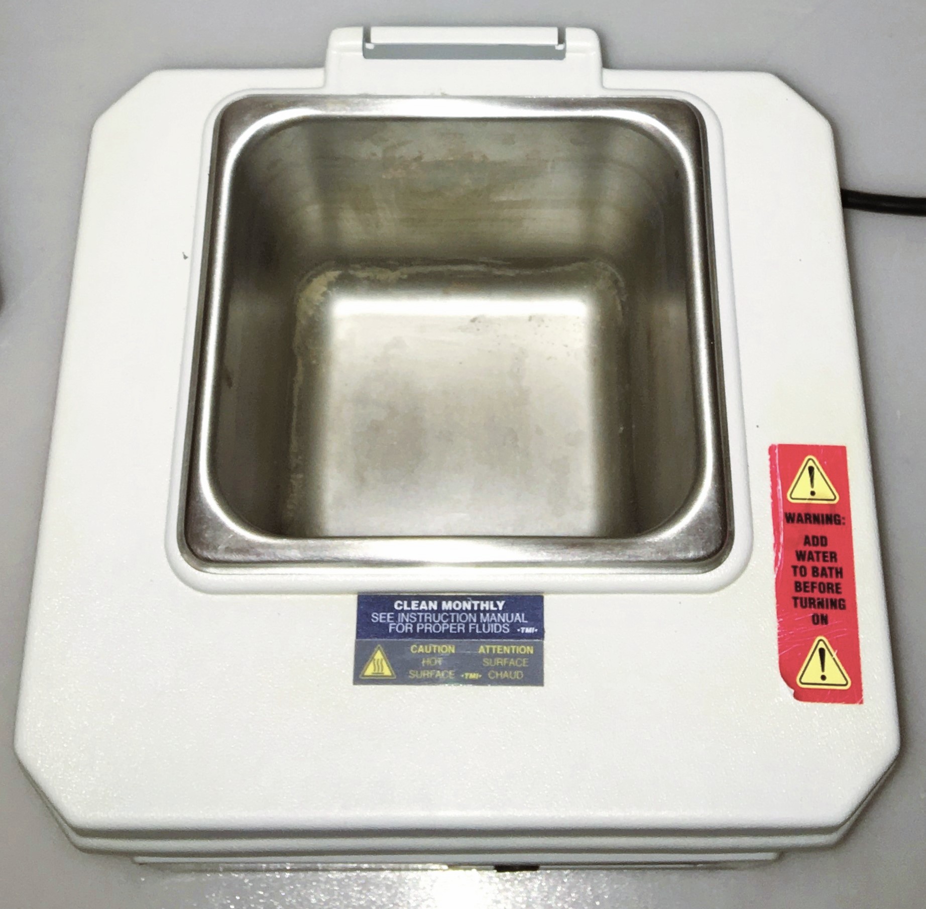 Used Fisher Isotemp 2306 Water Bath (2L)