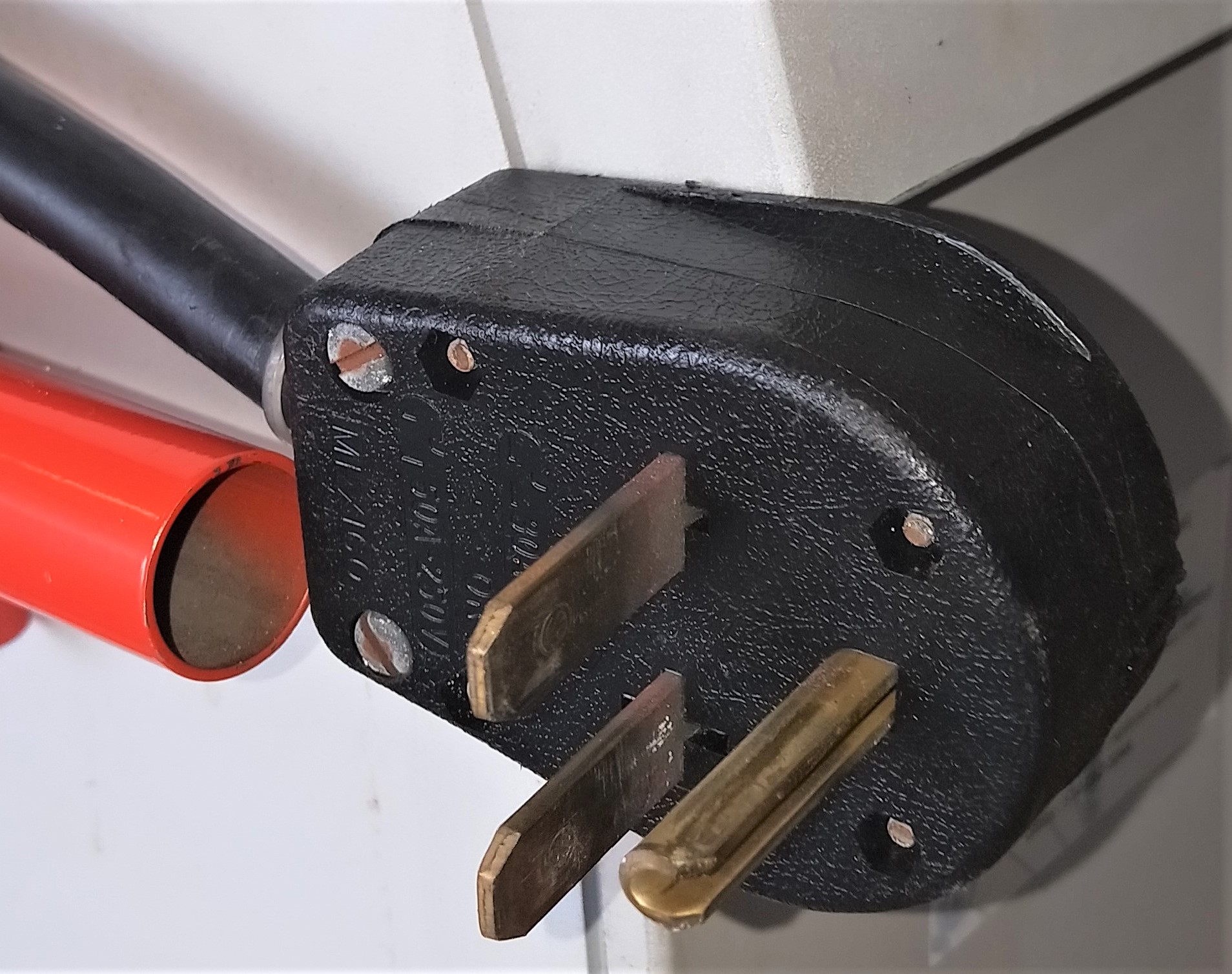 As is Perkin Elmer AAnalyst 800 AA Spectrometer with AS800 Autosampler and Cooling Accessory