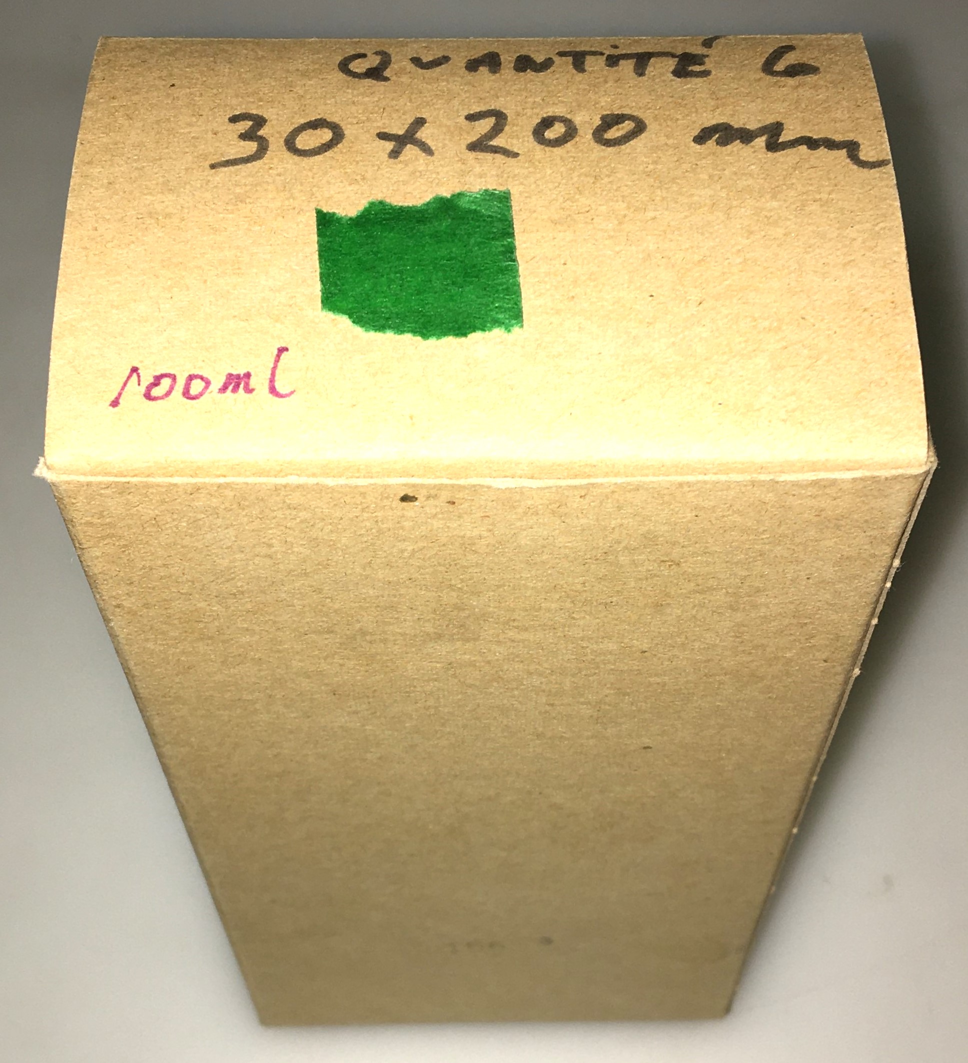 New Open Box Kimble 45310-100 KIMAX Low Form Nessler Tubes (Box of 6)