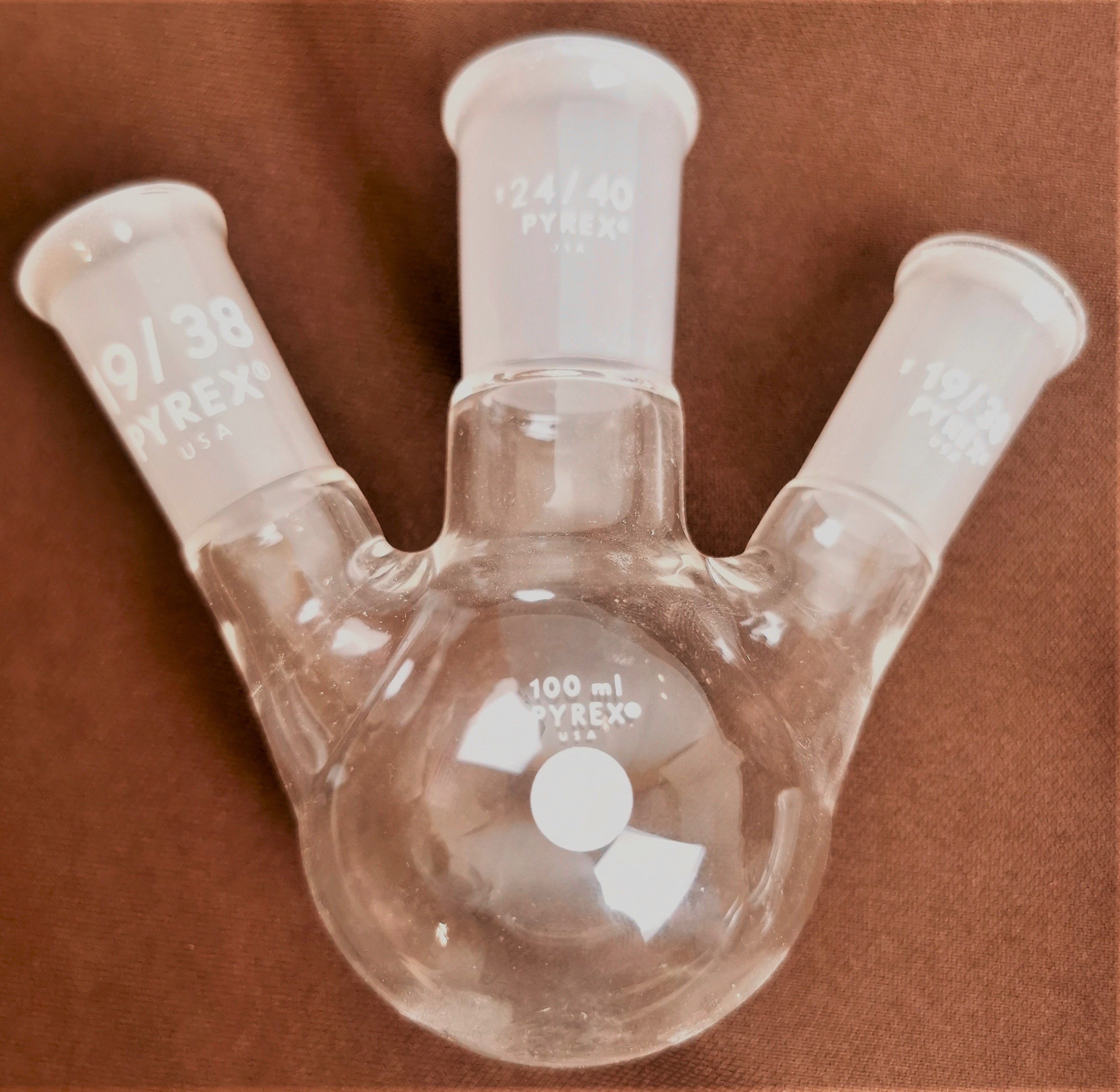 Used Corning PYREX 4965-100 Three-Neck Distilling Flask - 100mL