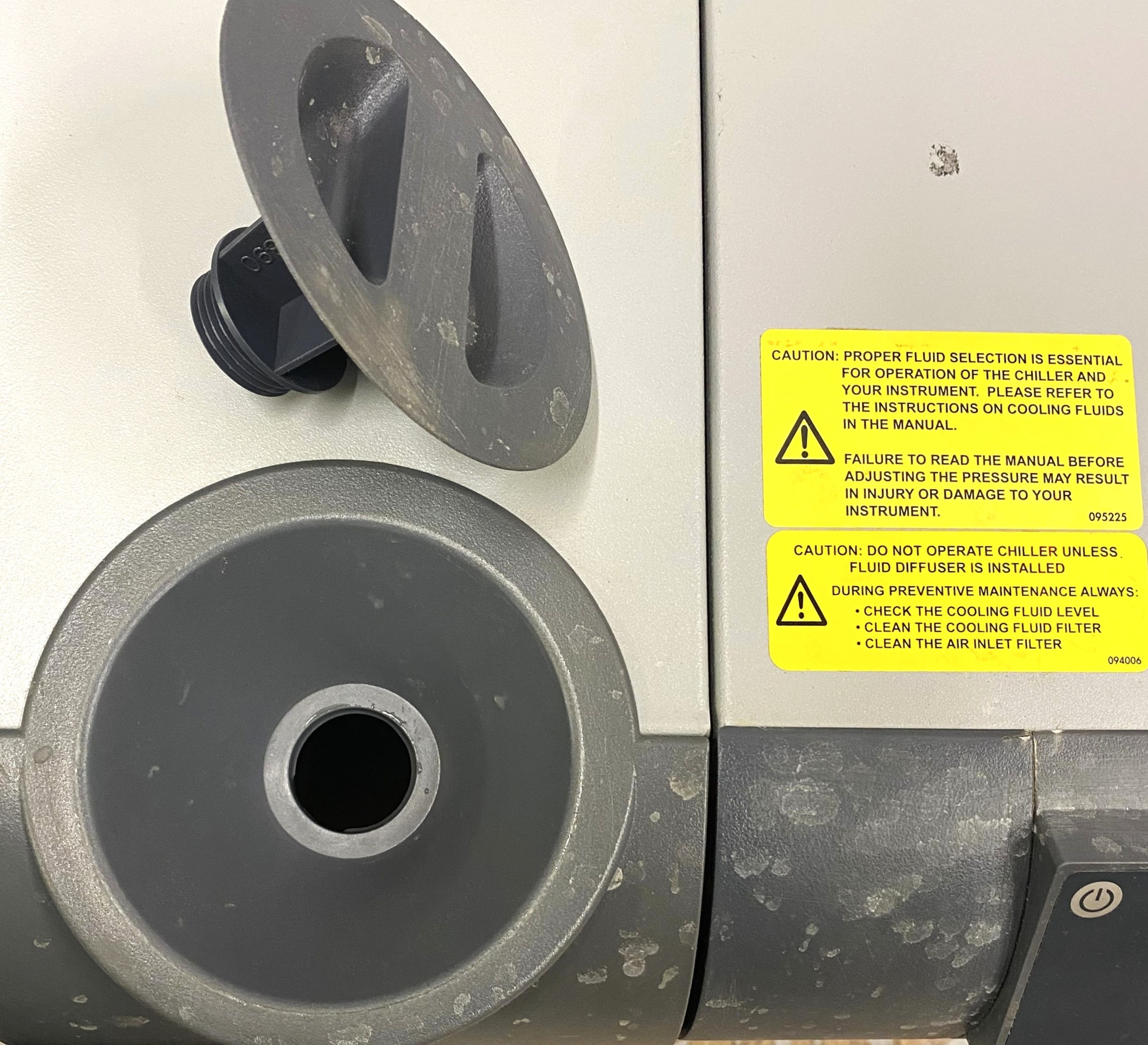 Used Thermo Neslab ThermoFlex 2500 Recirculating Chiller