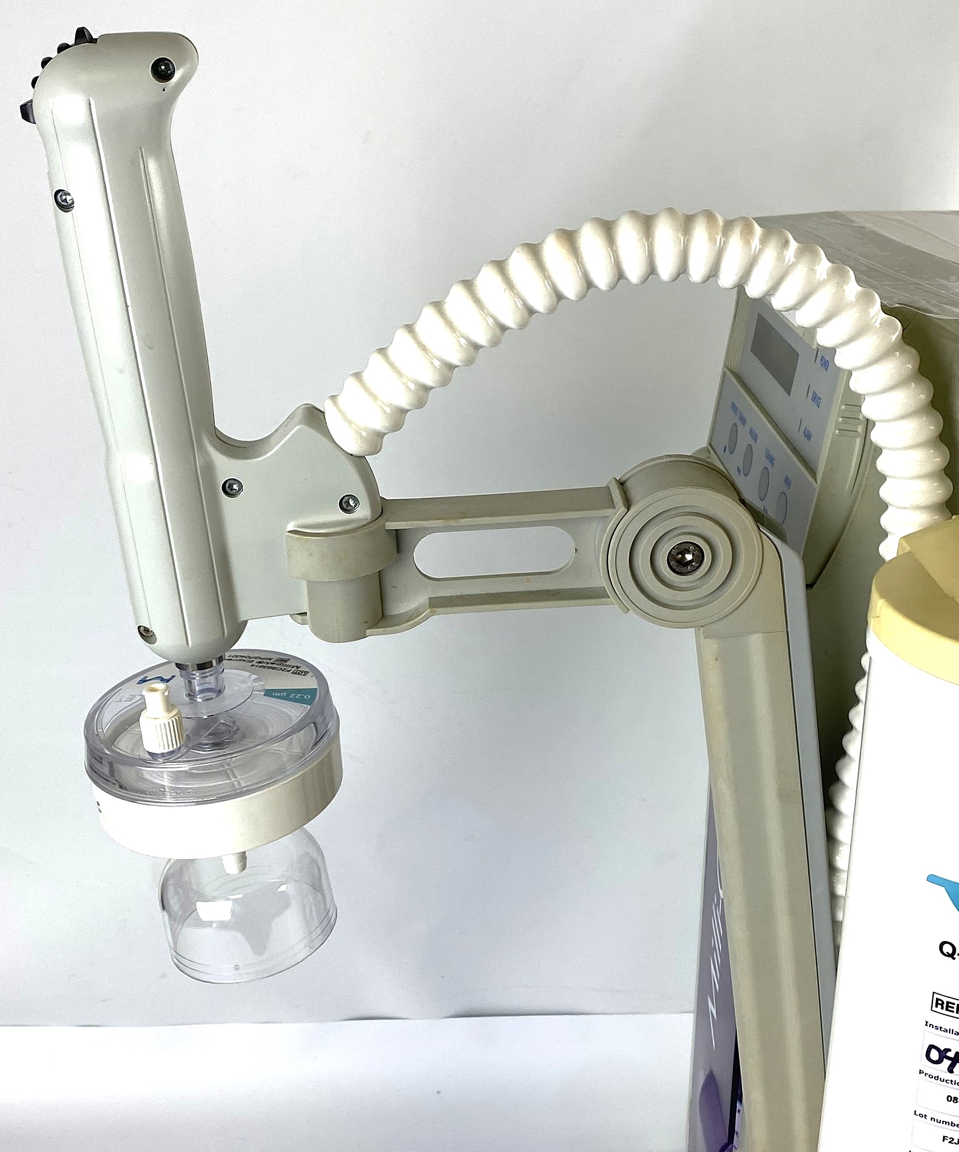 Used Millipore Milli-Q Gradient A10 Water Purifier with Q-Pod Dispenser