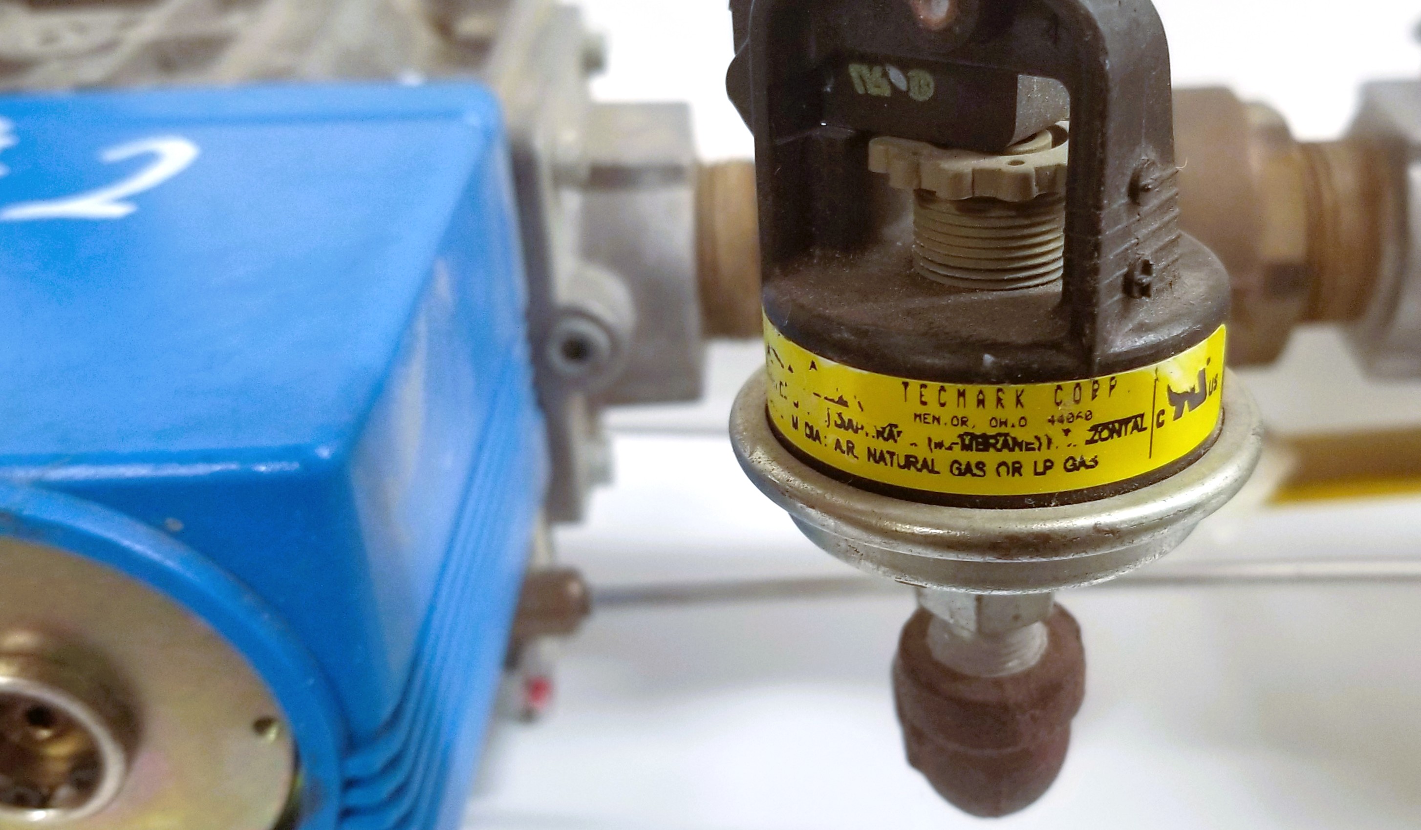 Used Honeywell Safety Gas Valve with Venturi Mixing Unit