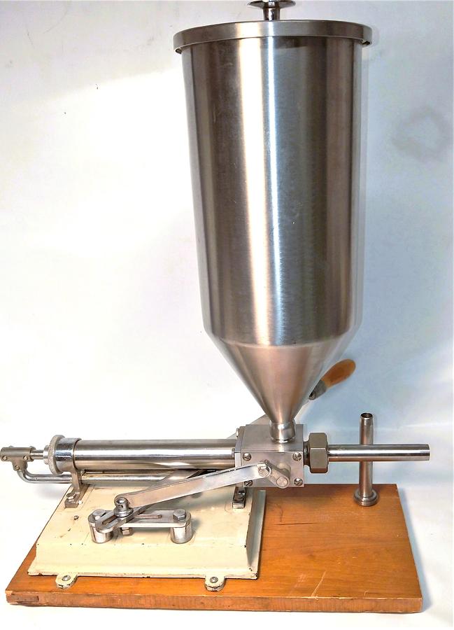 Used Manual Stainless Steel Filling Machine (10L)