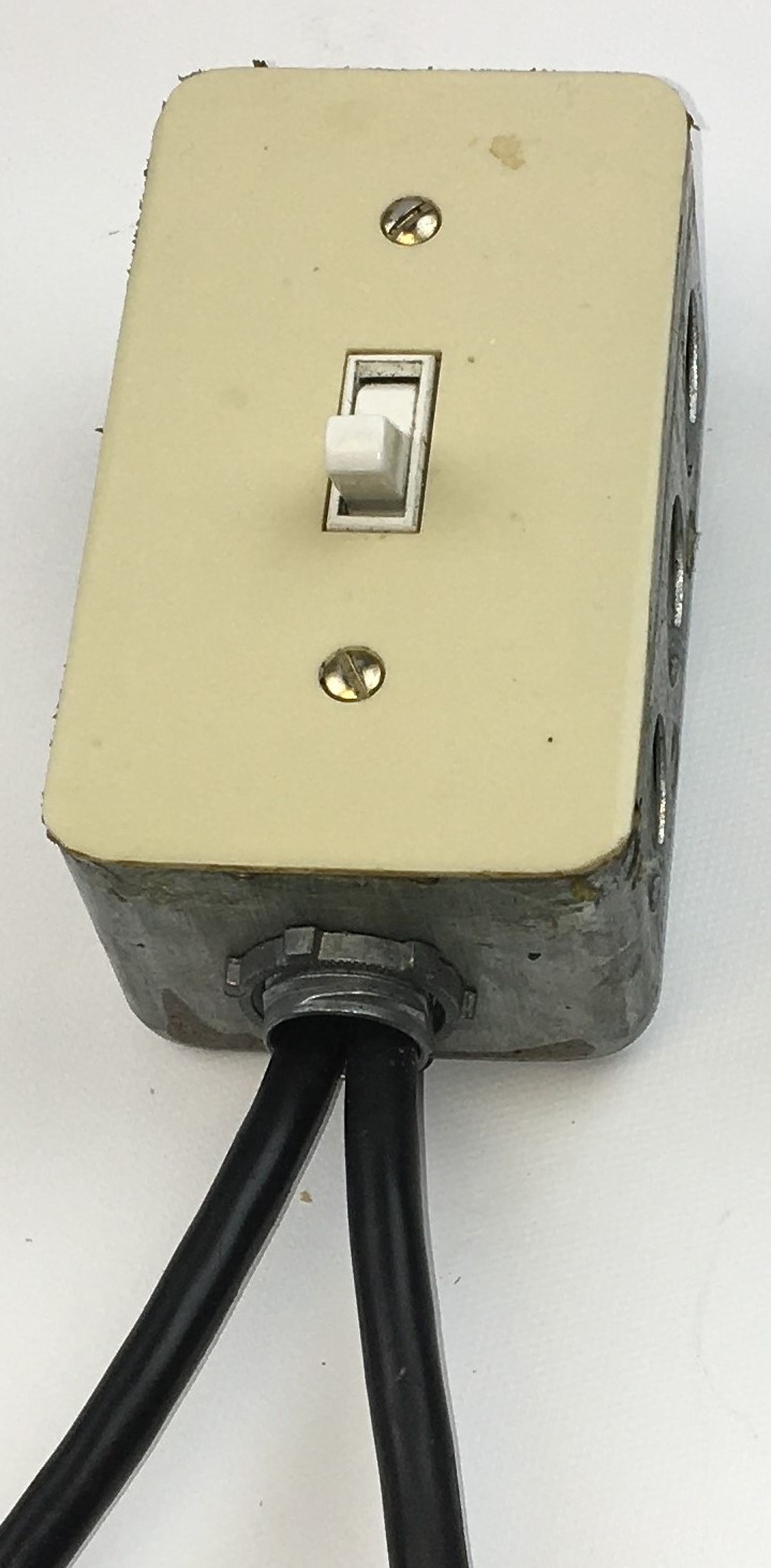 Used Gast 0323-G582EDX Rotary Vacuum Pump (5cfm)