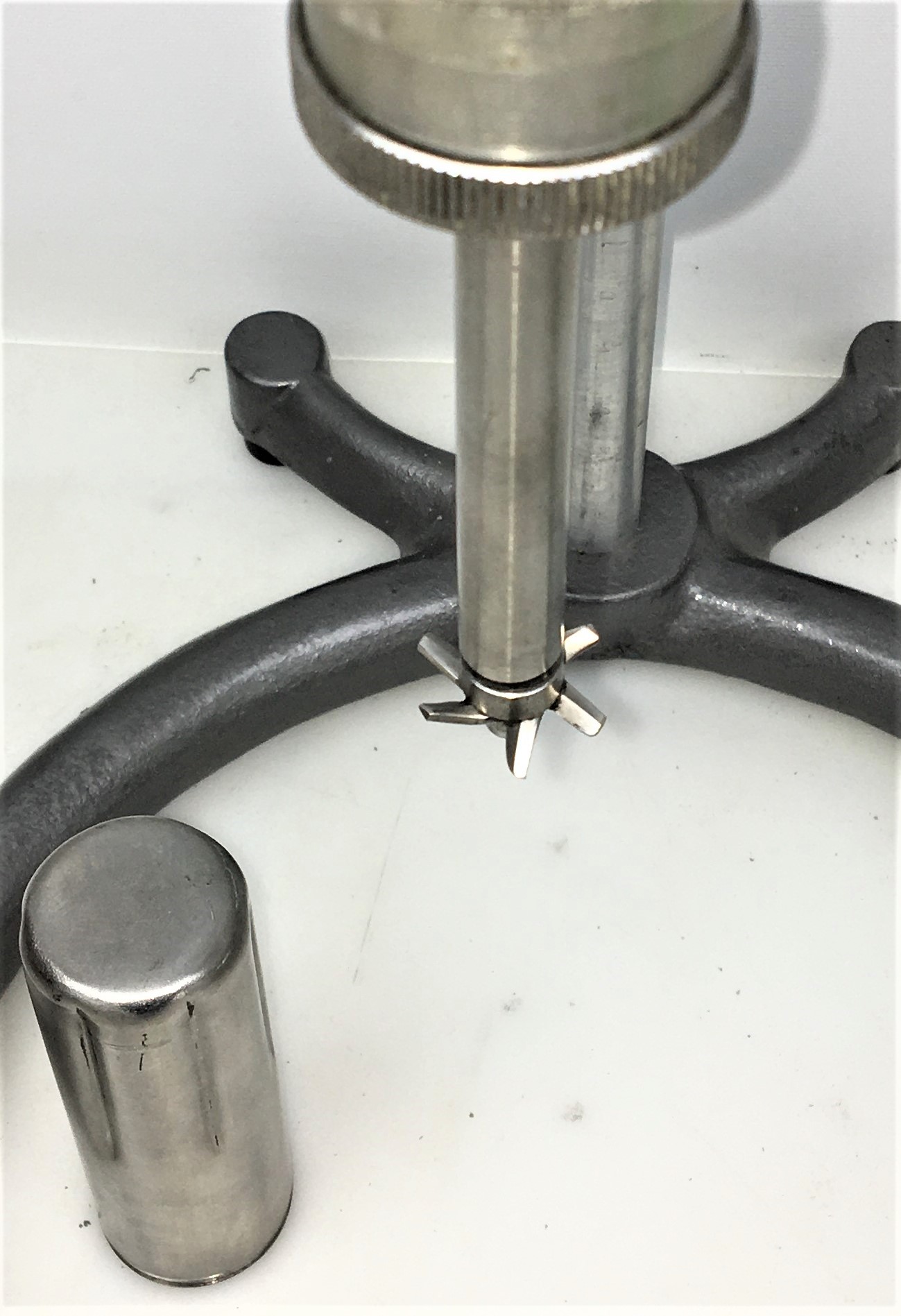 Used Sorvall Omni-Mixer 17150 Homogenizer with Sealed Chamber Assembly