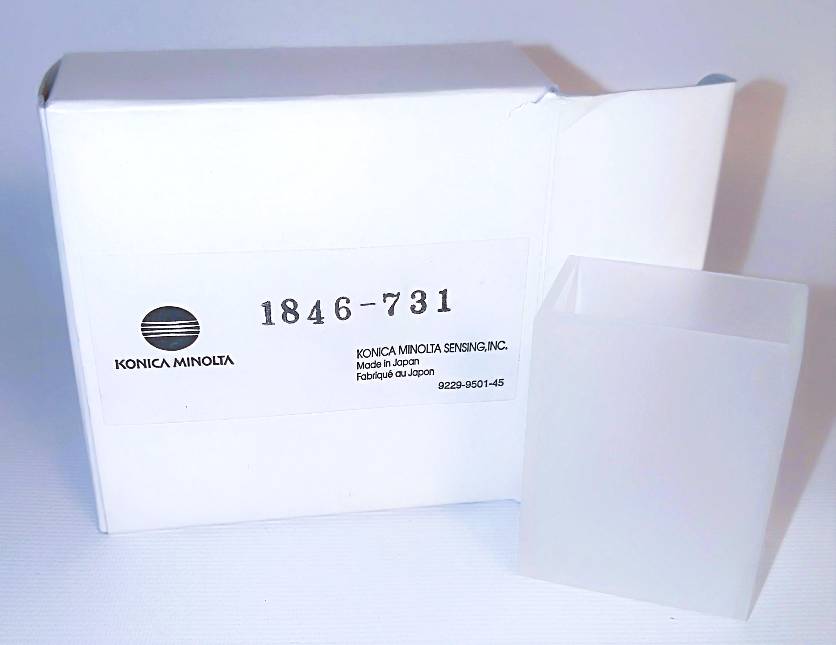 New Open Box Konica Minolta 1846-731 Sample Cell - 20mm for CR-400 Chroma-Meter