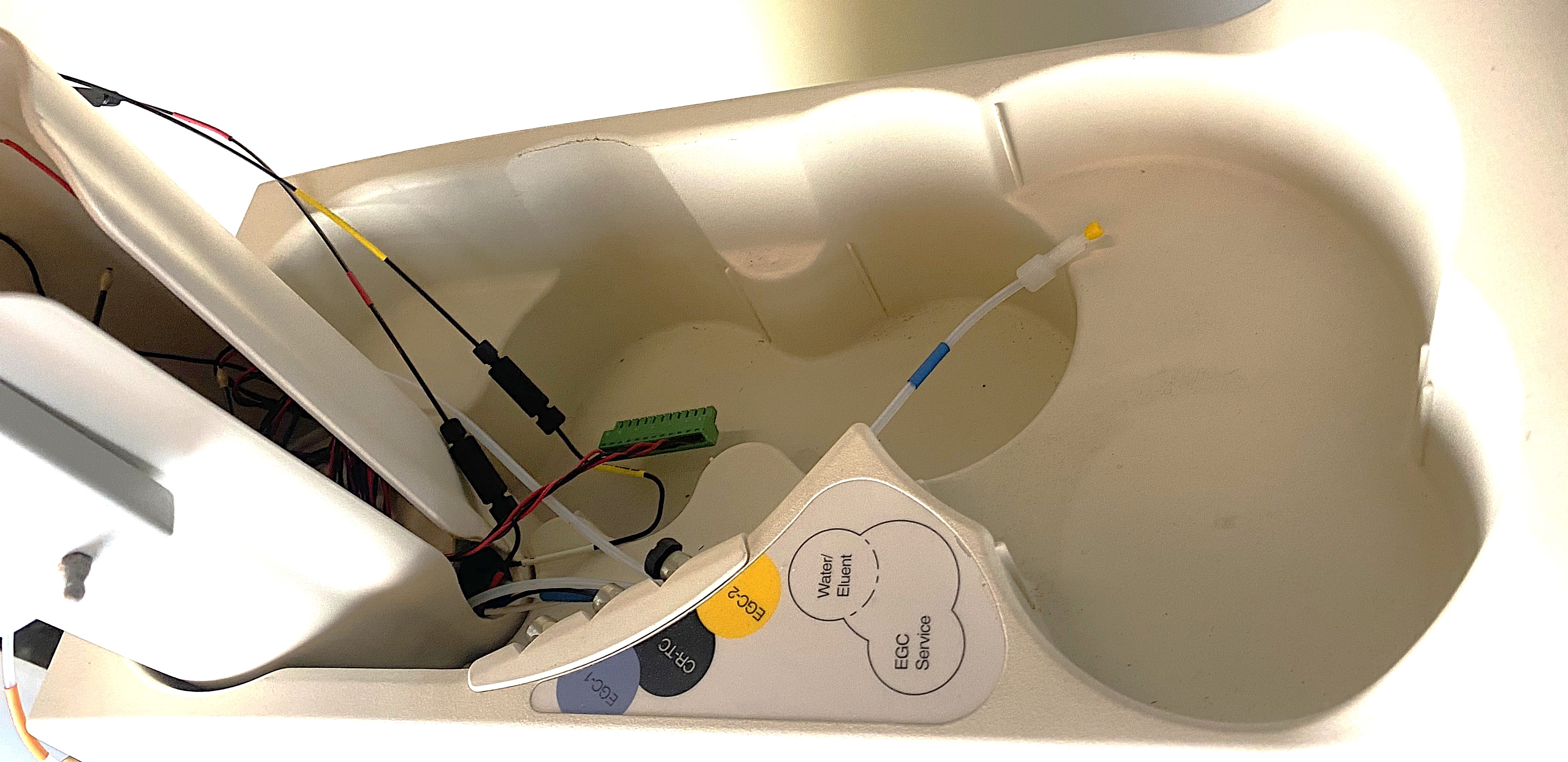 Used Dionex ICS-2100 Ion Chromatograph