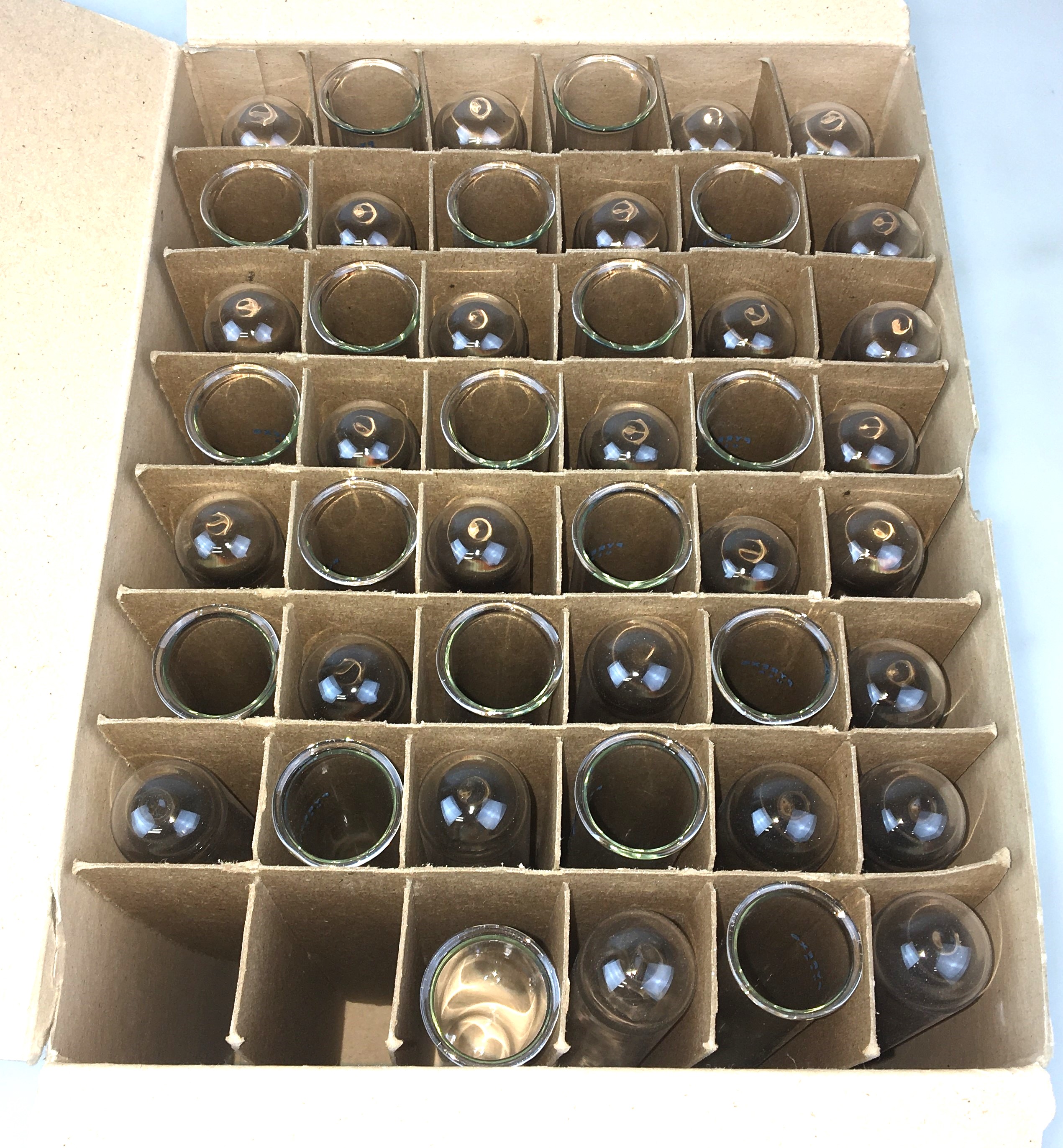 New Open Box Corning PYREX Vista 70800-25X Test Tube - 25 x 100mm (Box of 46)