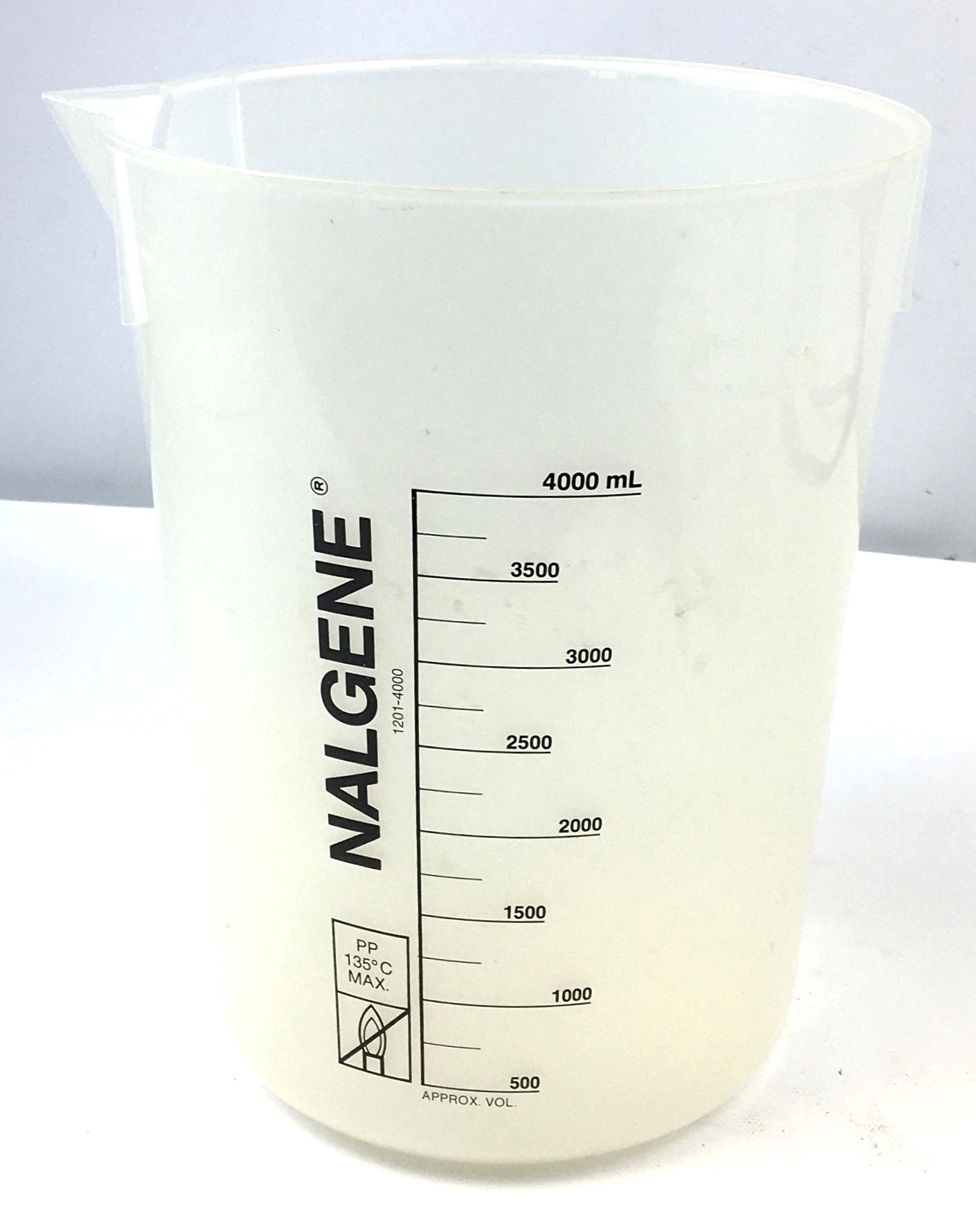 New Open Box Nalgene 1201-4000 Graduated Plastic Beaker - 4L