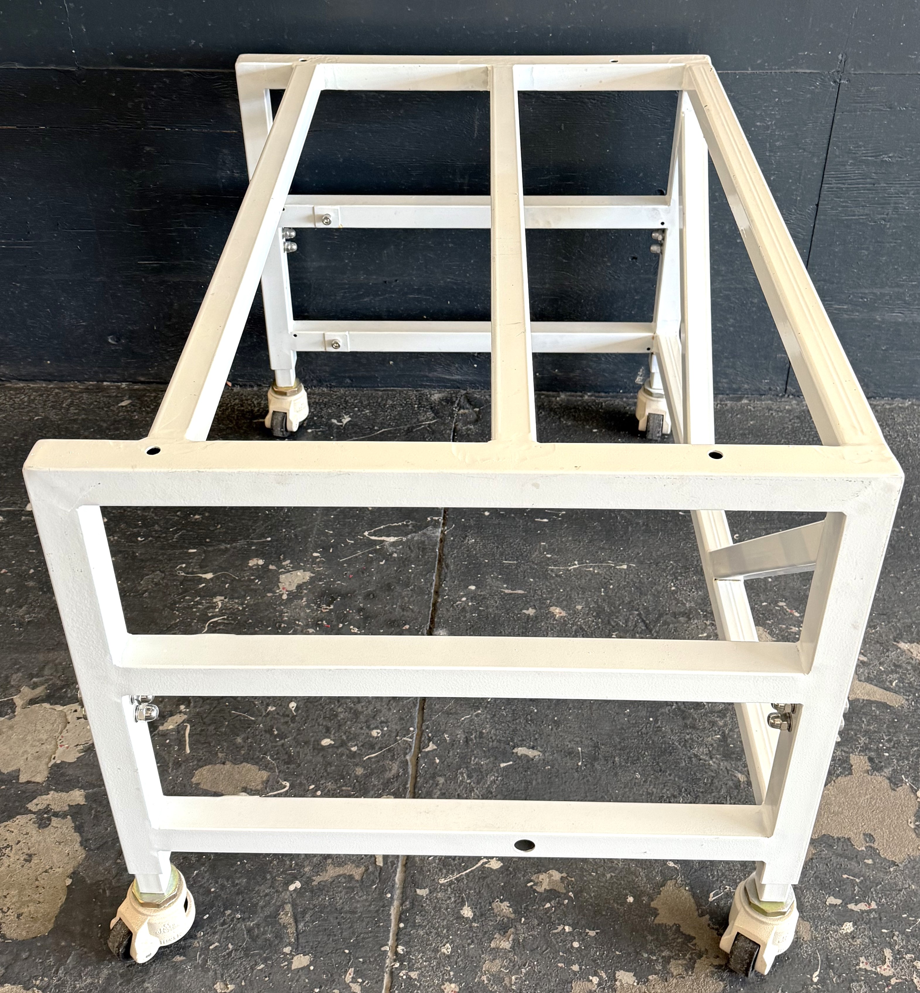 New Custom Base Stand with Casters for Hood