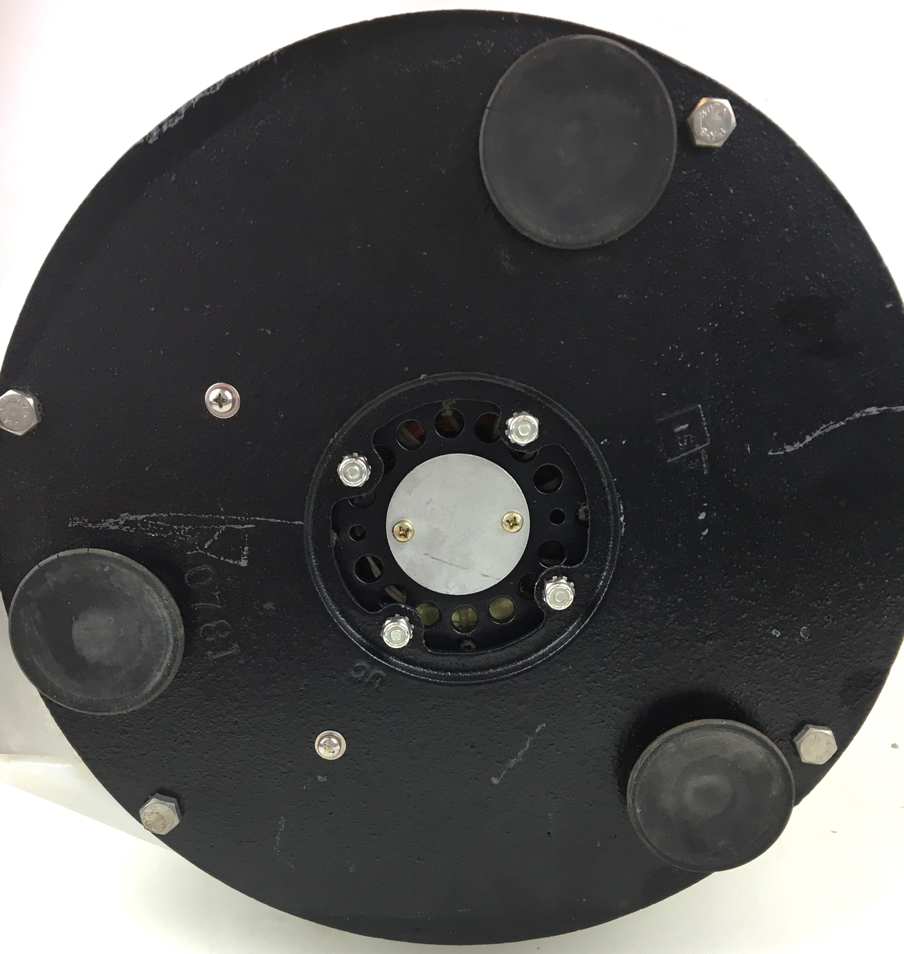 Used Fisher Centrific 228 Centrifuge with Fixed-Angle Rotor