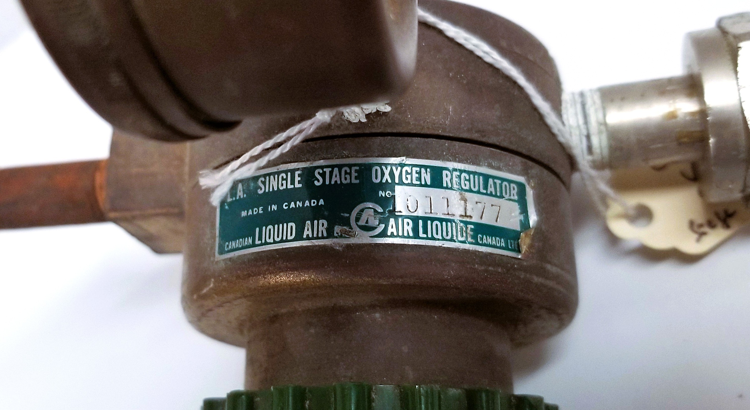 Used Liquid Air Single Stage Brass Oxygen Regulator (CGA 540)