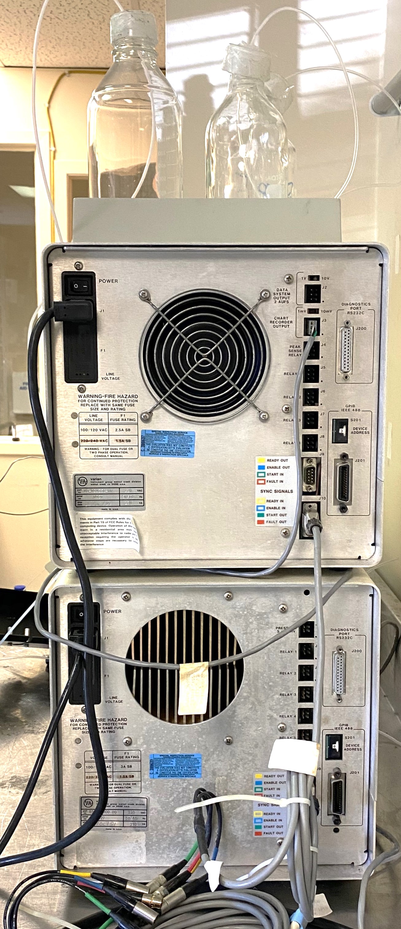 Used Varian 9000 Series UV-Visible HPLC System