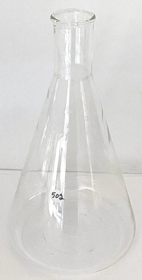 Used Corning PYREX 4980 (and Equivalent) Narrow Mouth 4L Erlenmeyer Flask
