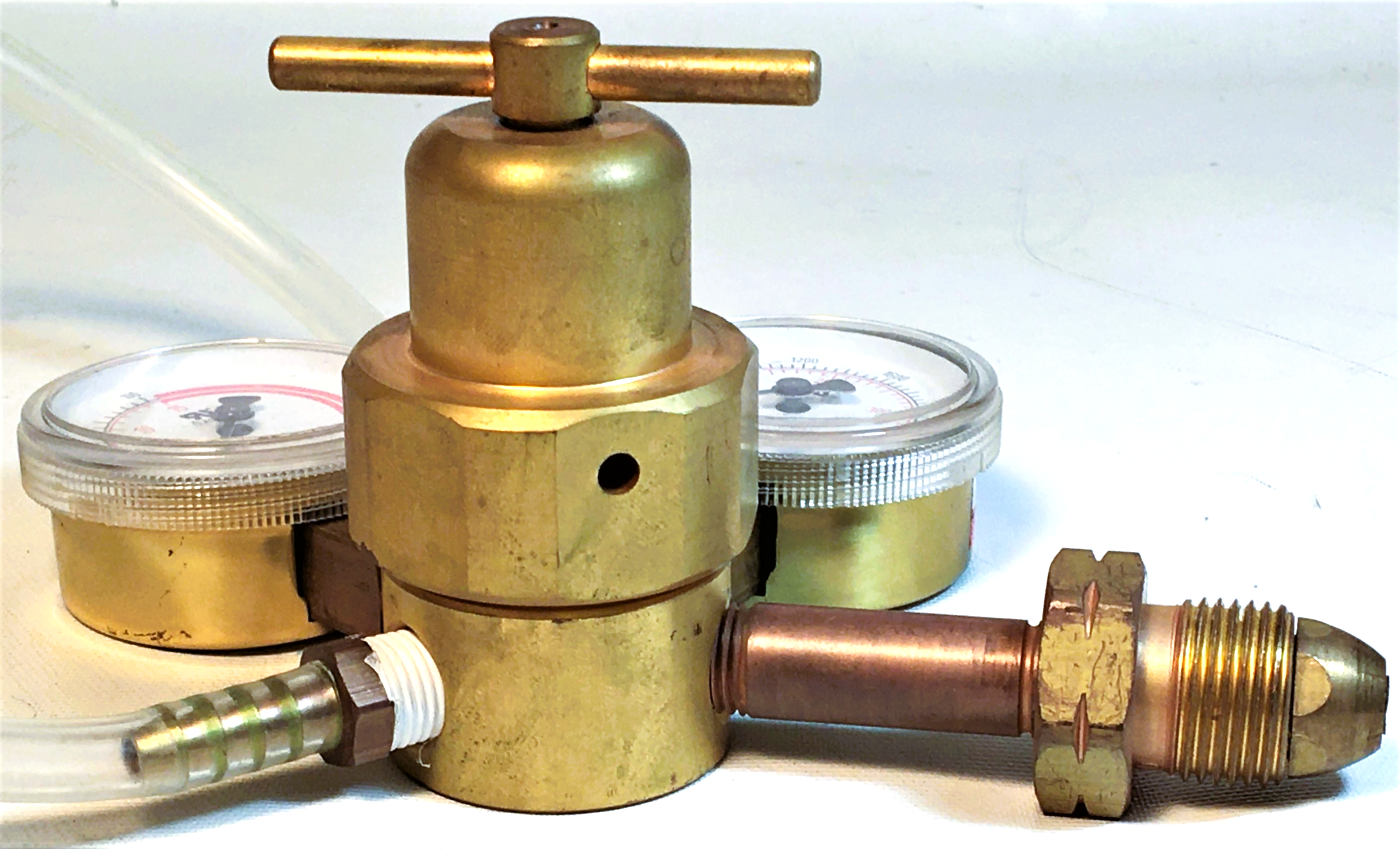 Used Smith H1945E-510 Acetylene Regulator (CGA 510)