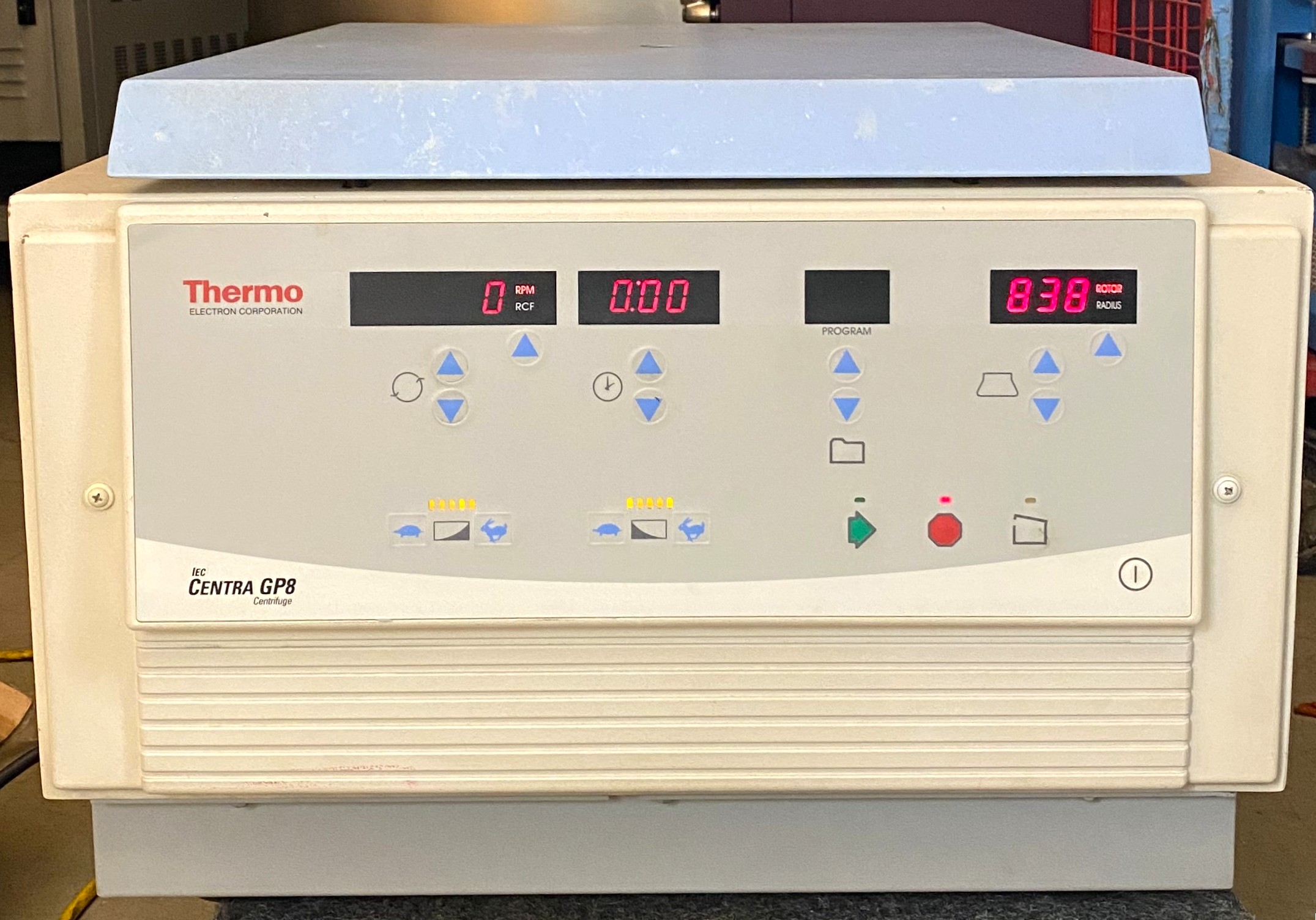Used Thermo IEC Centra GP8 Centrifuge with 216 Swing-Out Rotor (4 x 750mL)