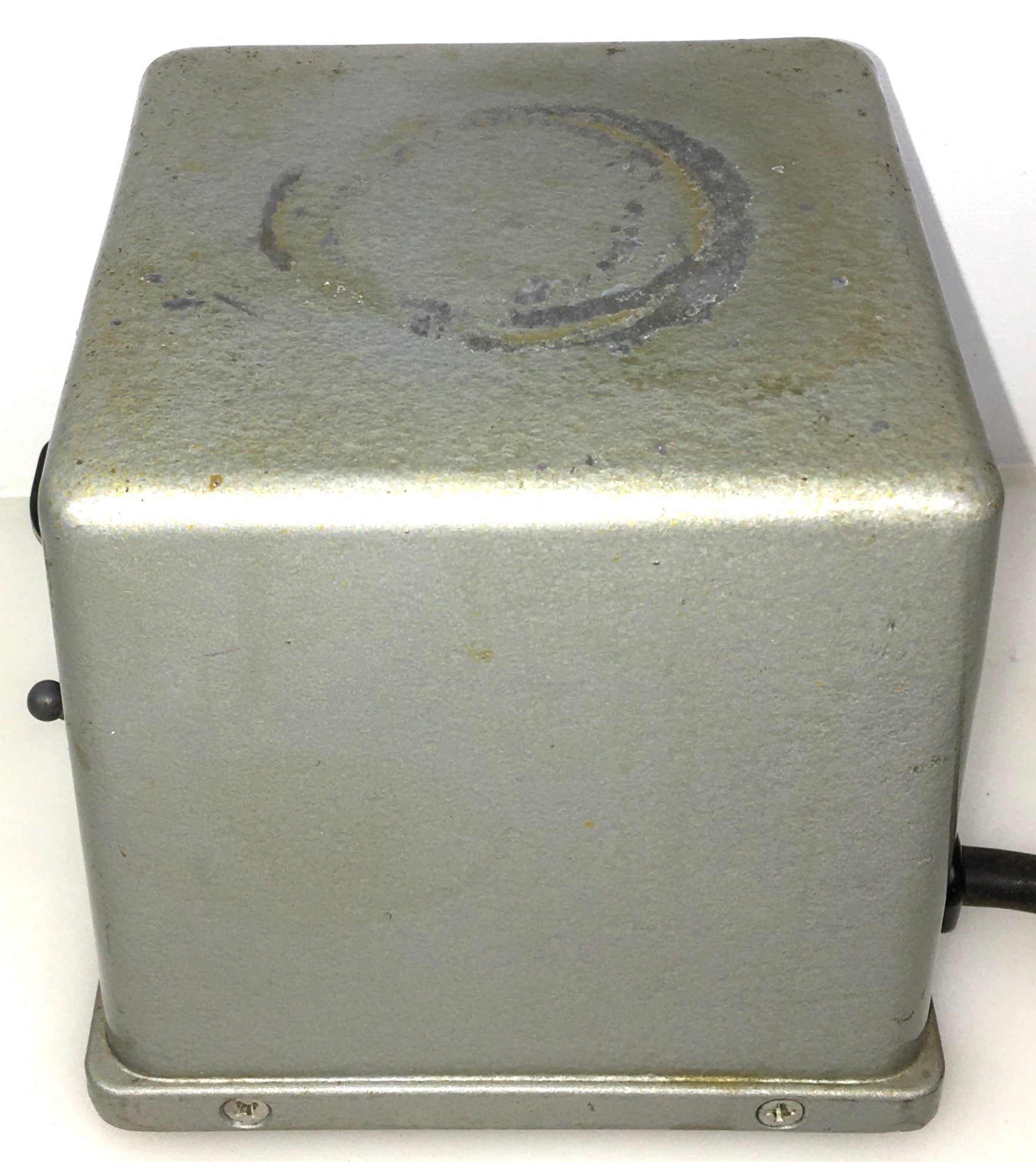 Used Canlab 77-8817 Magnetic Stirrer - 4.25″ x 4.25″ Plate