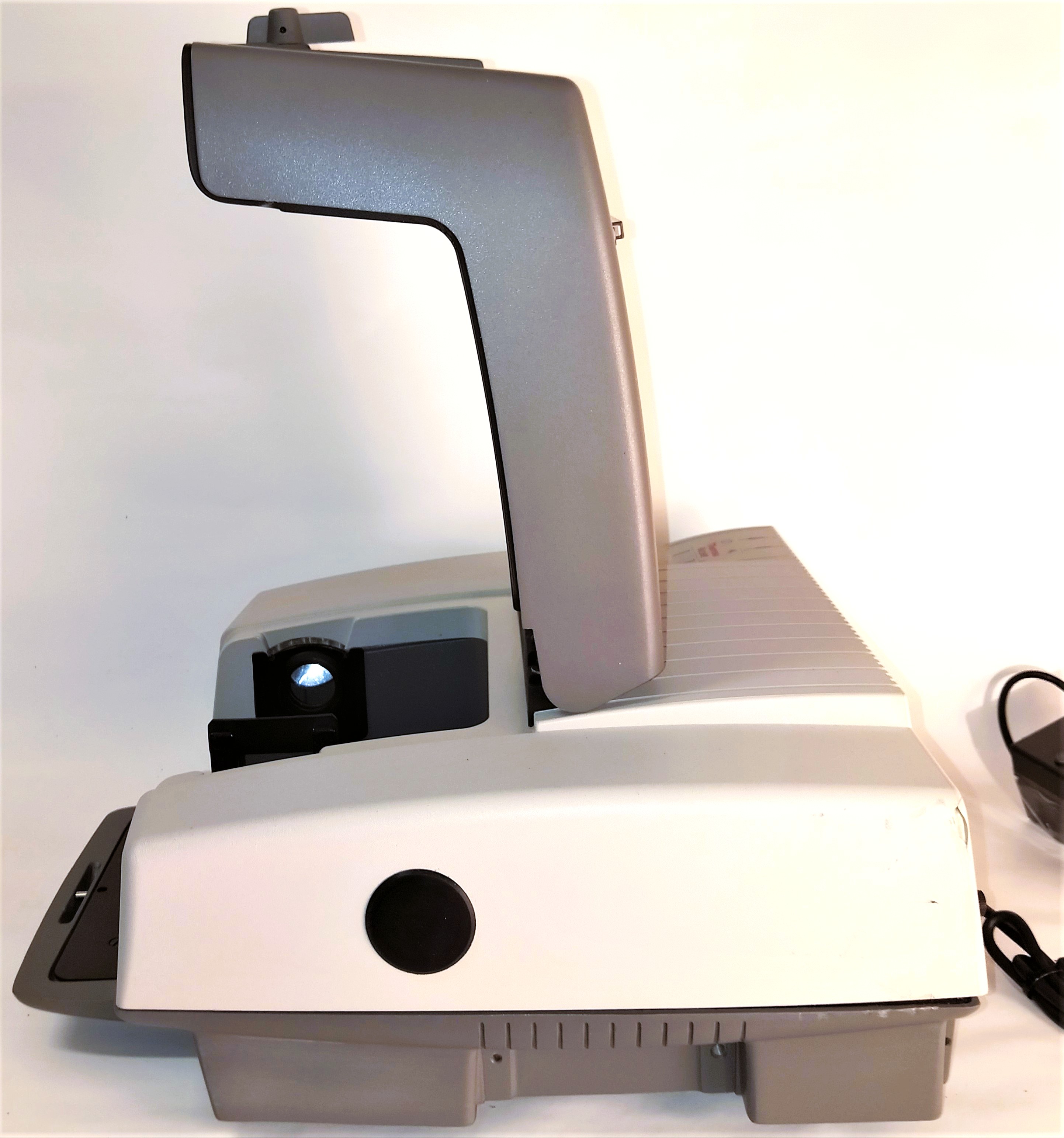 Used Thermo Nicolet Avatar 360 ESP FT-IR Spectrophotometer with Carrying Case