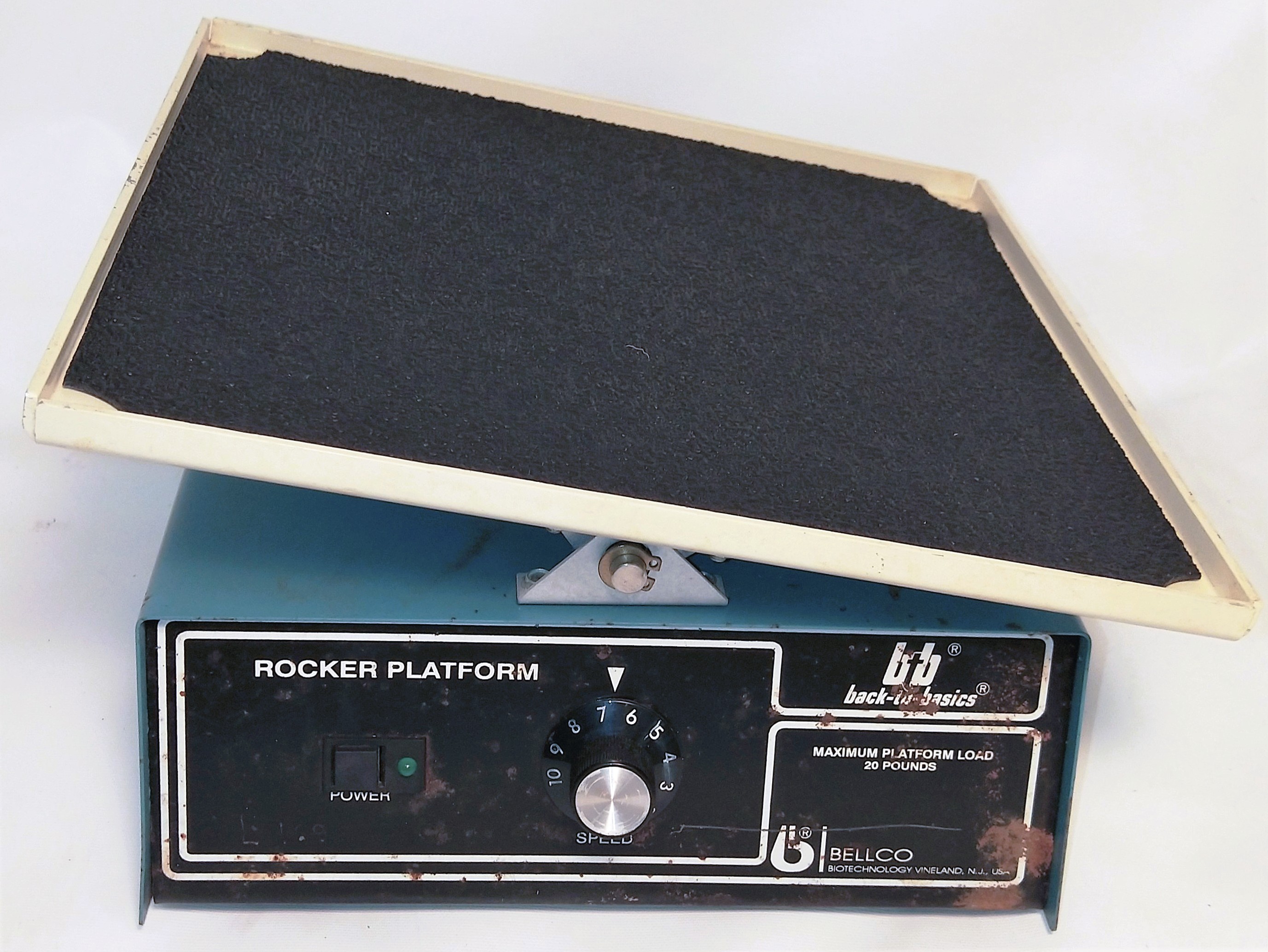 Used Bellco Back to Basics (7777-20110) Rocking Platform Shaker (10" x 10" Platform)