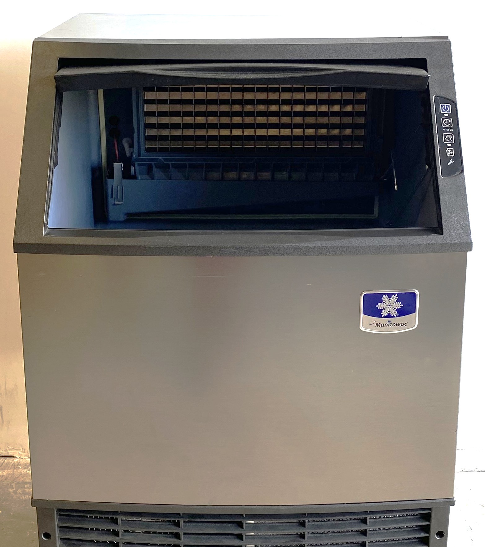 Used Manitowoc NEO 240 Undercounter Ice Machine