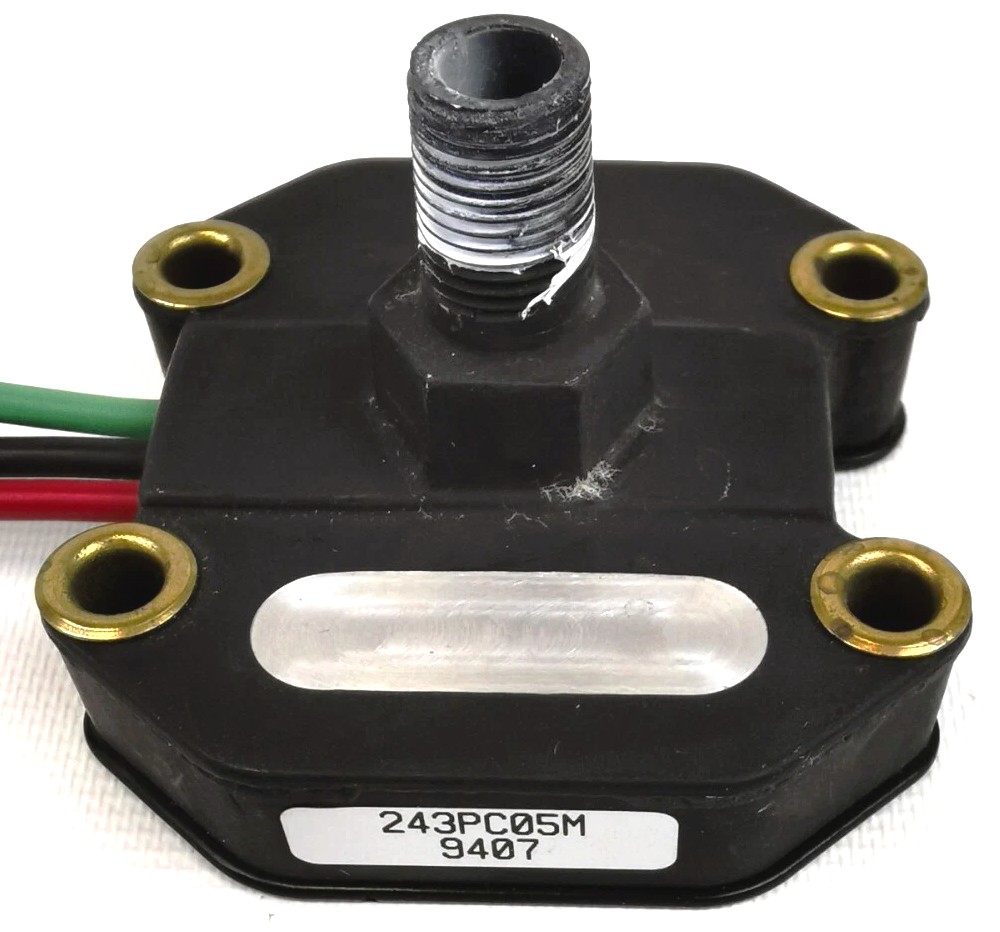 Used Omega 243PC05M Vacuum Pressure Sensor