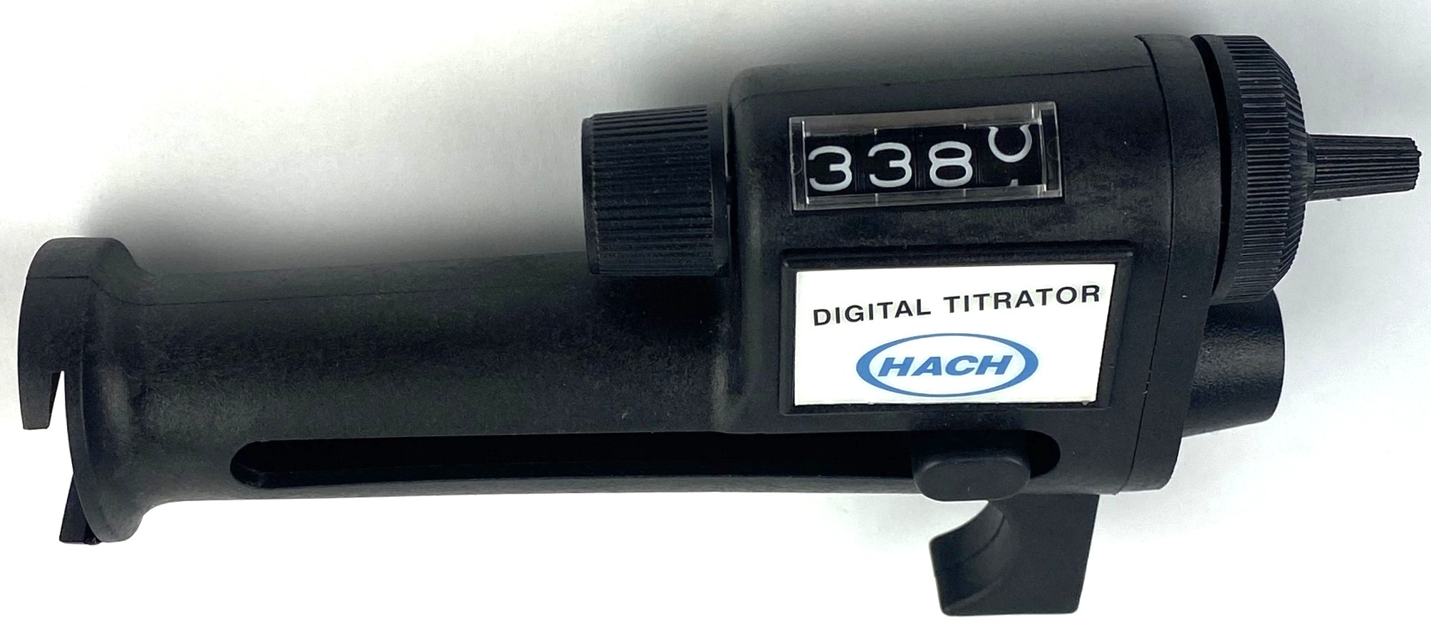 Used Hach 16900-08 Digital Titrator with SU-DT Sulfite Test Kit