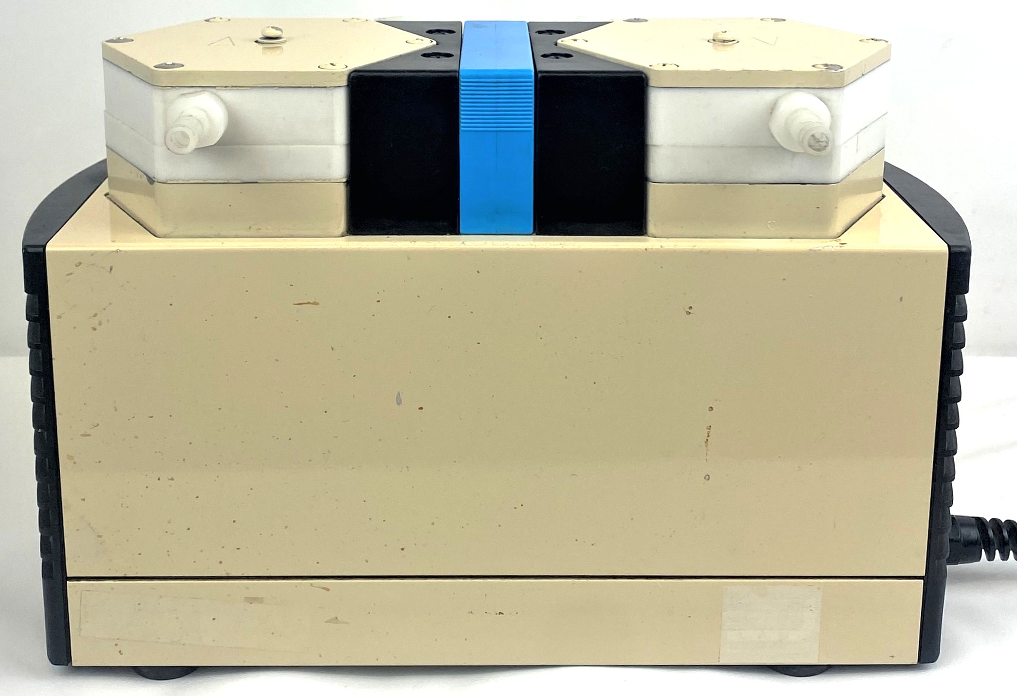 Used KNF Laboport UN840.3 FTP Diaphragm Vacuum Pump (1.2 CFM)