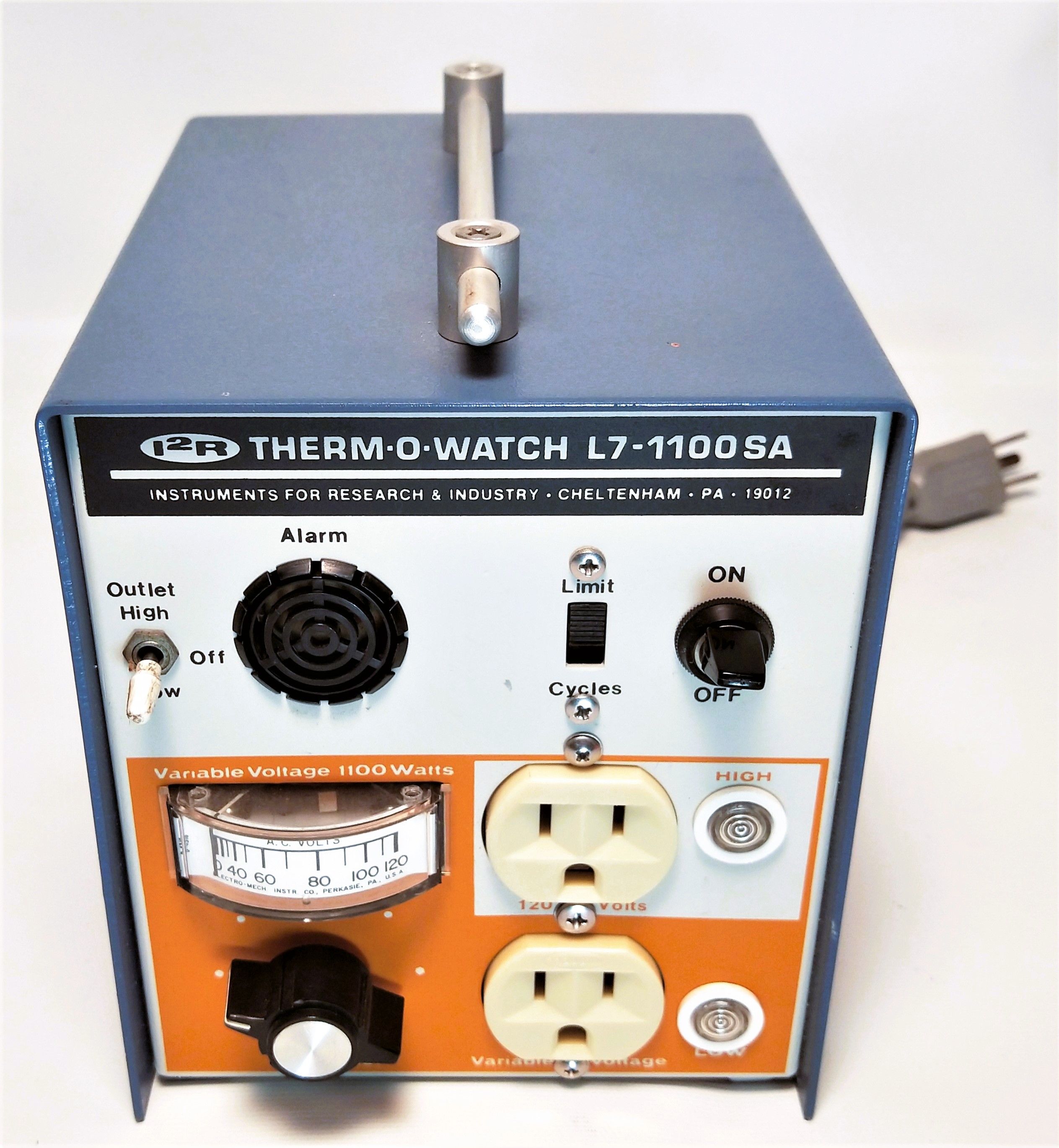 Used I2R Therm-O-Watch L7-1100SA Liquid Level Monitor and Power Supply