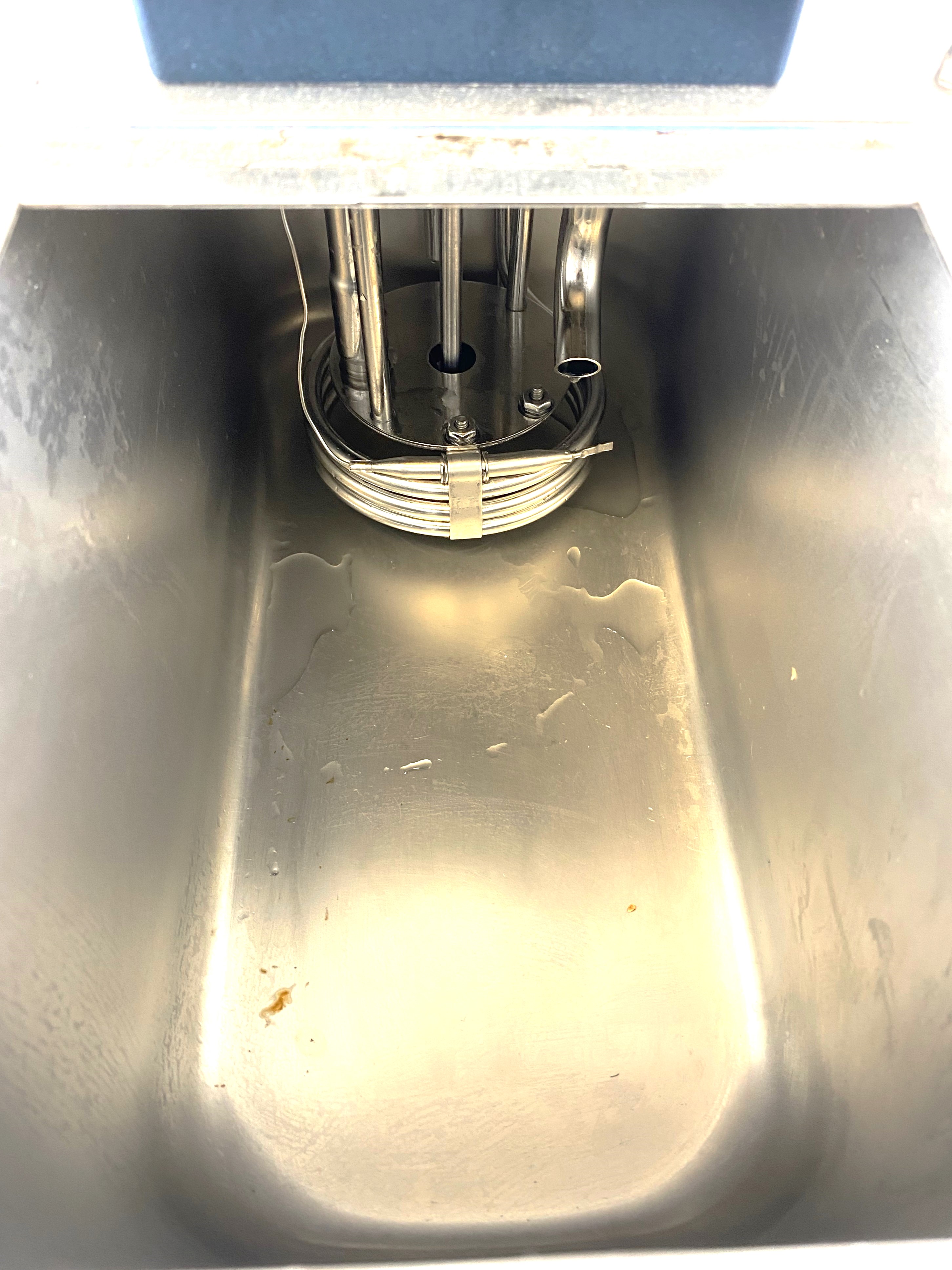 Used VWR 1162A Refrigerated Bath (6L)