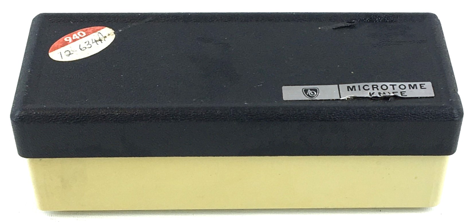 Used American Optical 920 Microtome Knife Blade with Case (110mm)