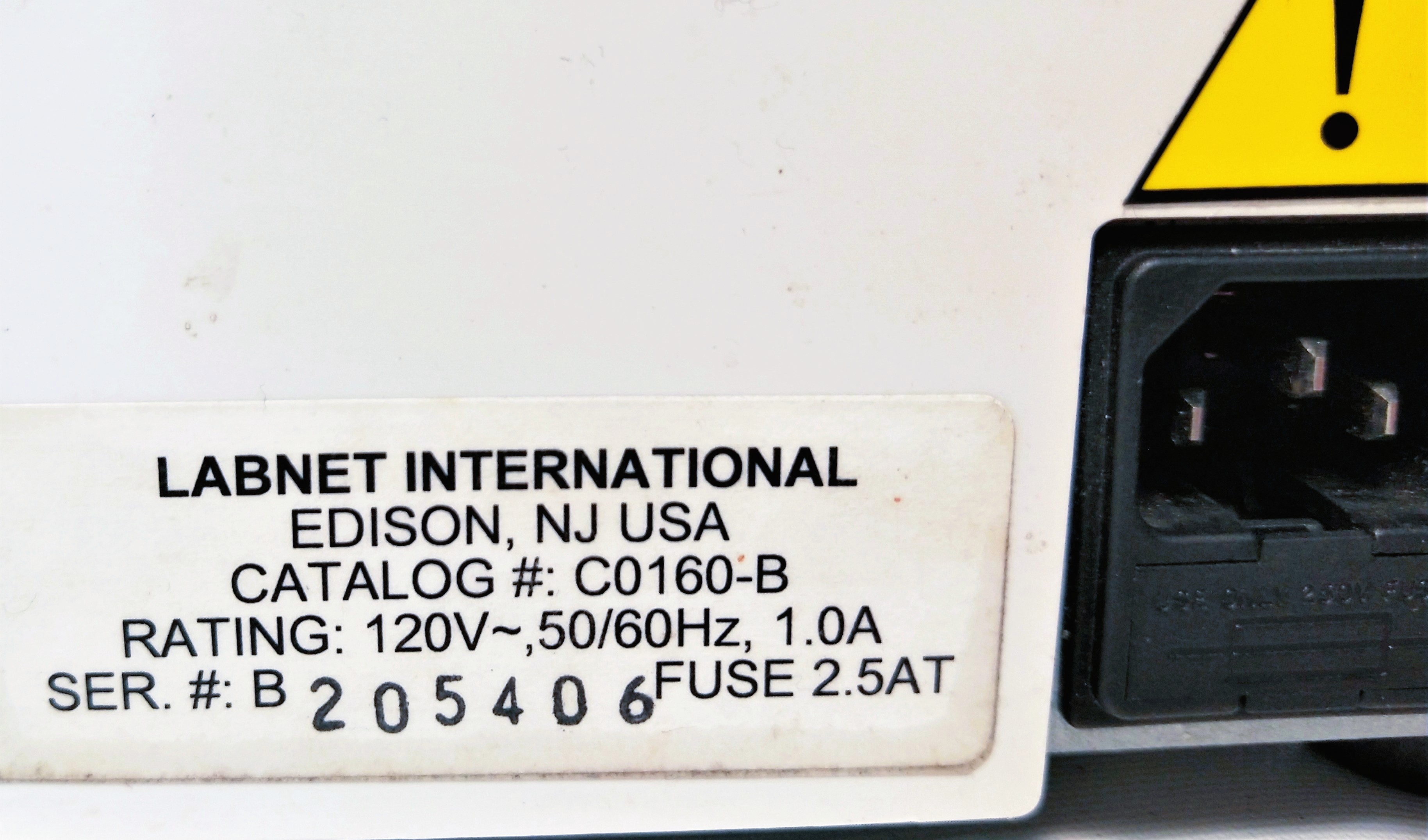 Used Labnet Spectrafuge 16M MicroCentrifuge (18 x 1.5/2mL)