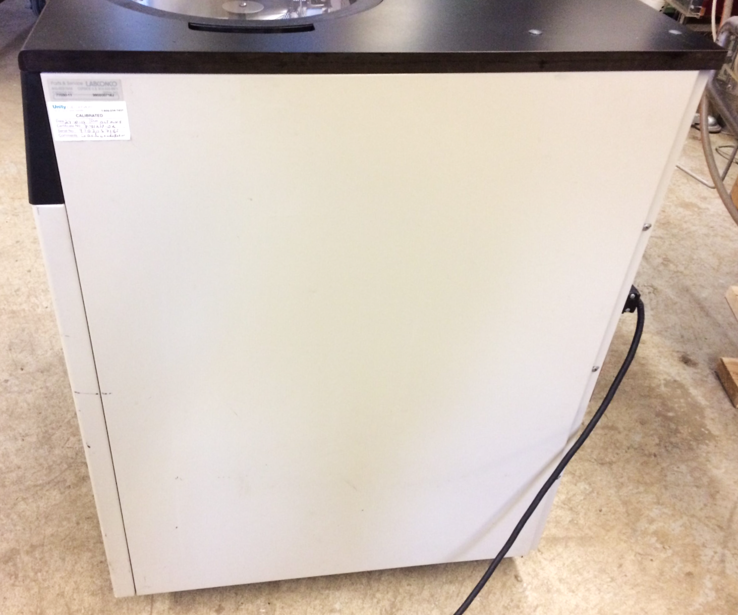 Used Labconco FreeZone 6 Floor-Model Freeze Dryer - Lyophilizer