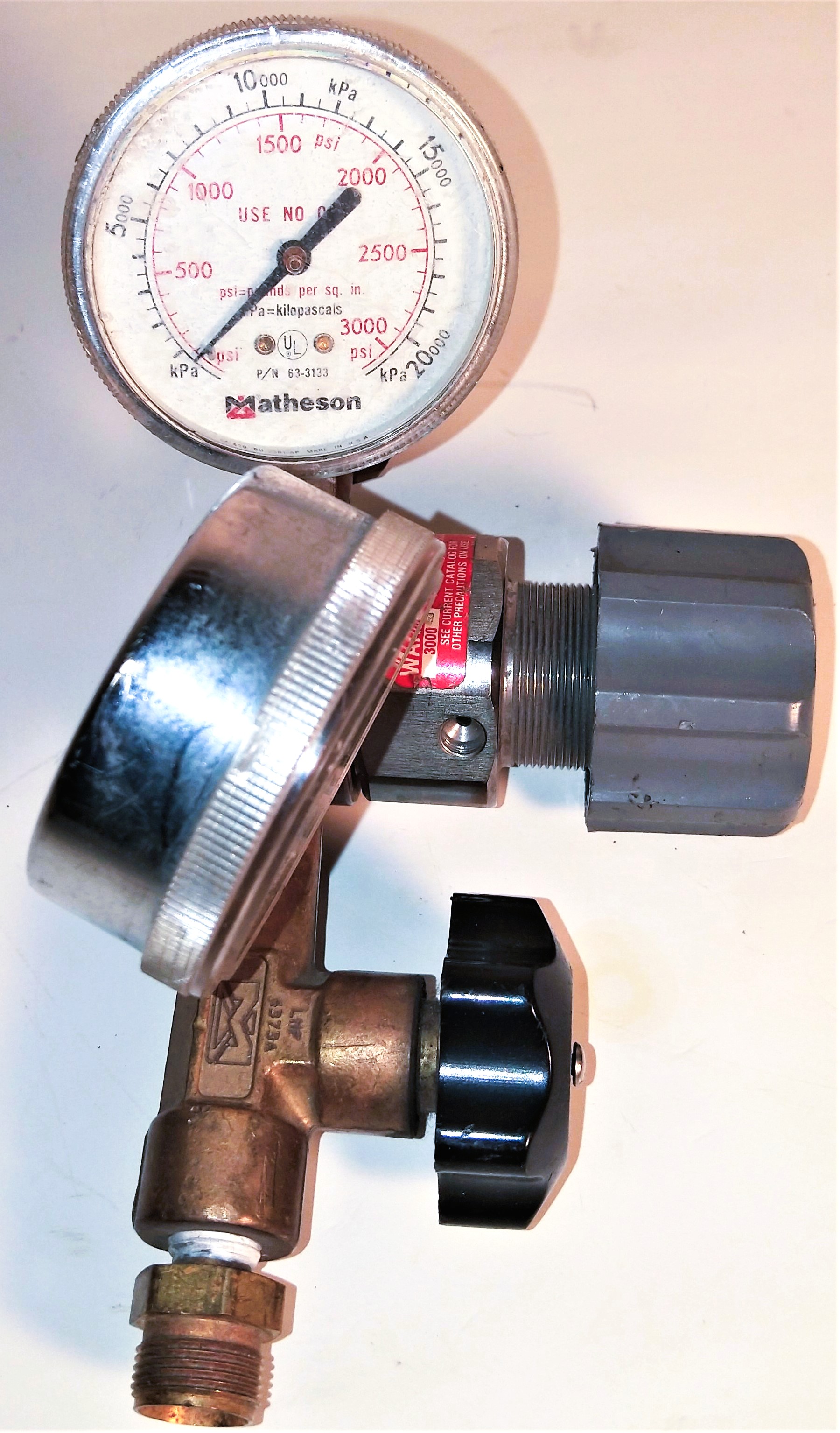 Used Matheson 3536-N/I Brass Gas Regulator (CGA 580)