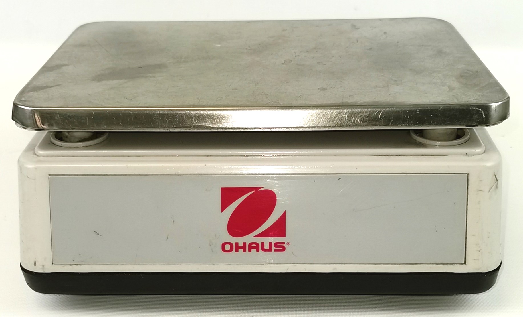 Used Ohaus Valor 1000 V11P6 Compact Balance (6000g x 1g / 13lb x 0.002lb)