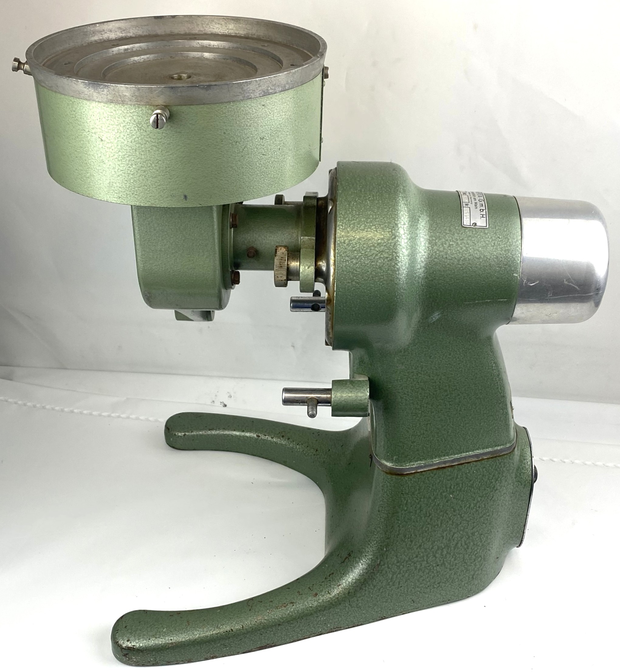 Used Erweka KU1-VT Vibratory Sieve Shaker