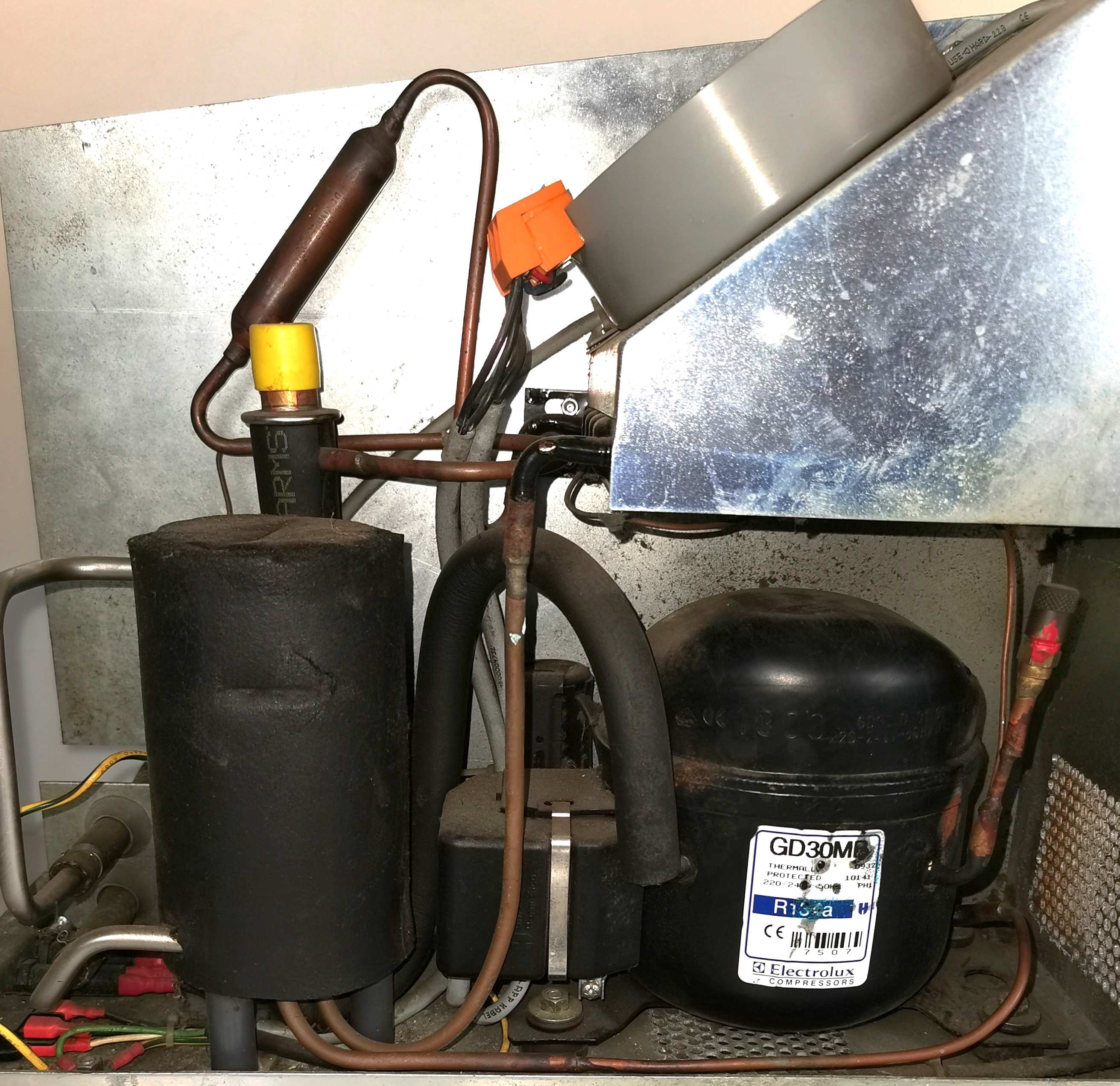 Used IKA C5001 Cooling System for C5000 Calorimeter