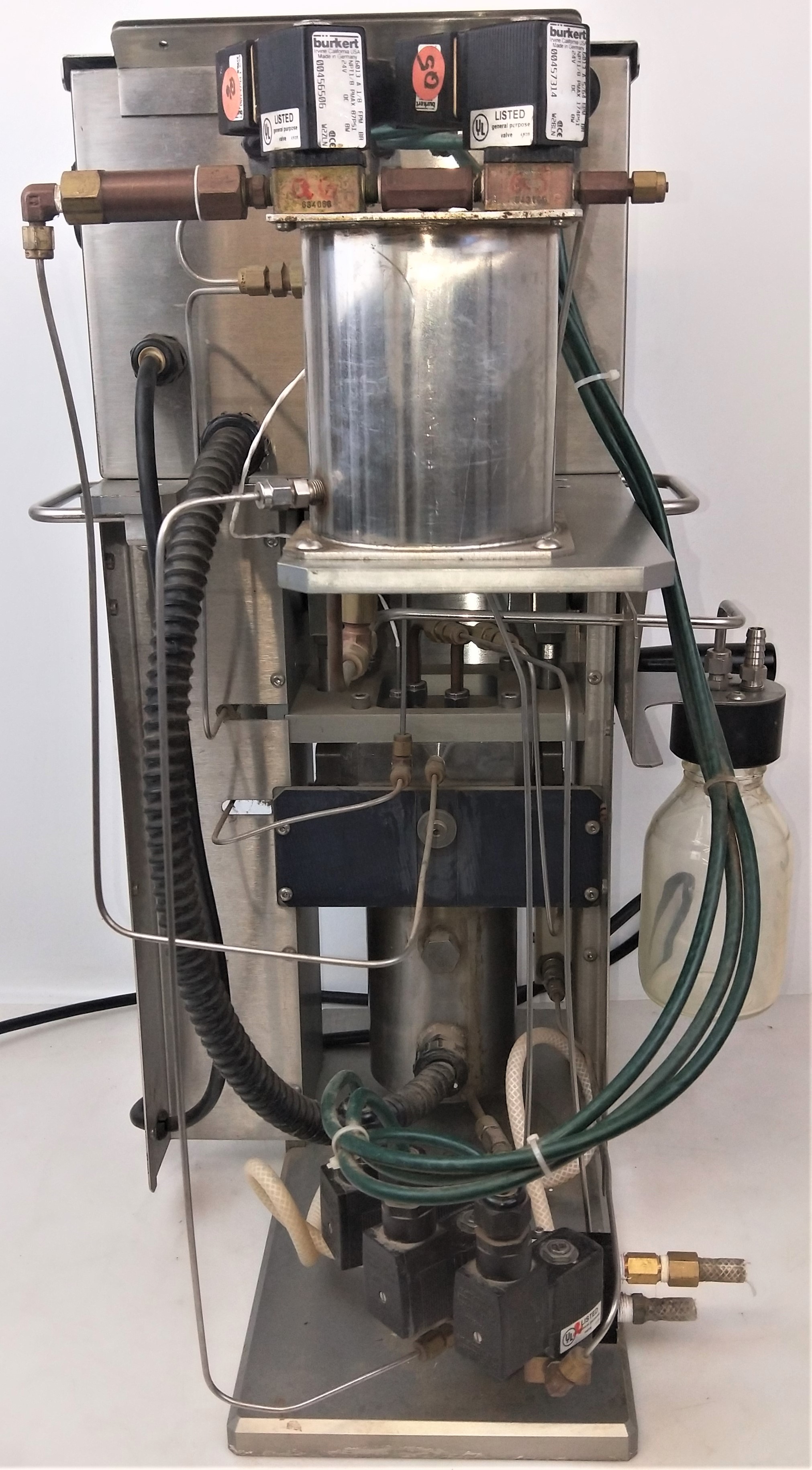 Used ANKOM XT10 Extractor